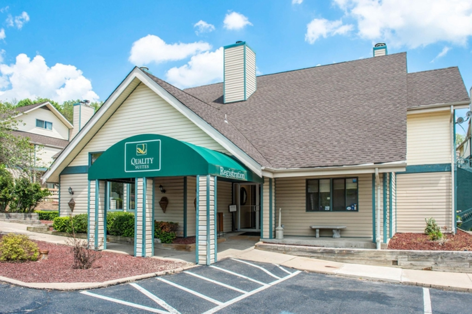 Quality Suites Pittsburgh