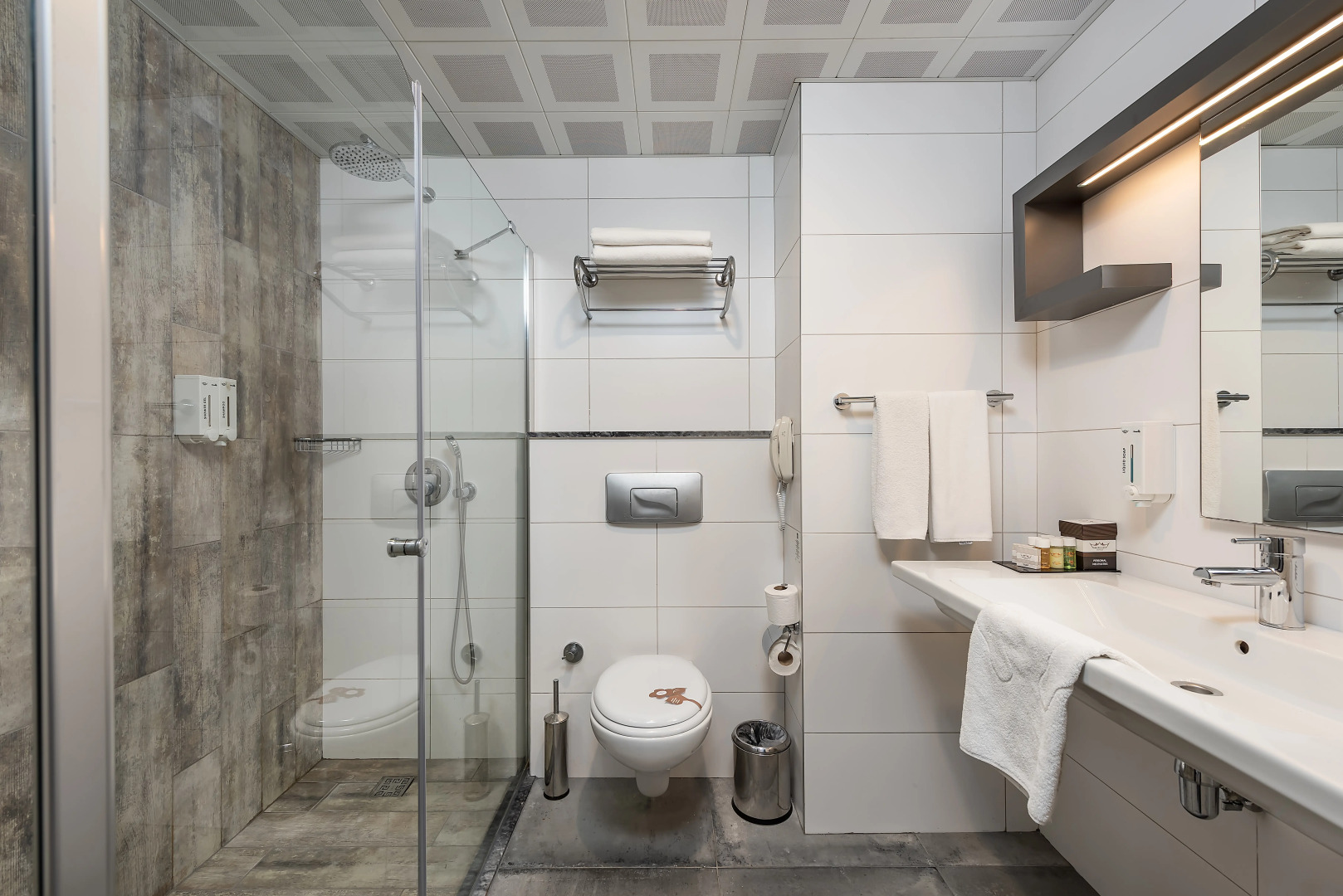 White City Beach - Adults Only