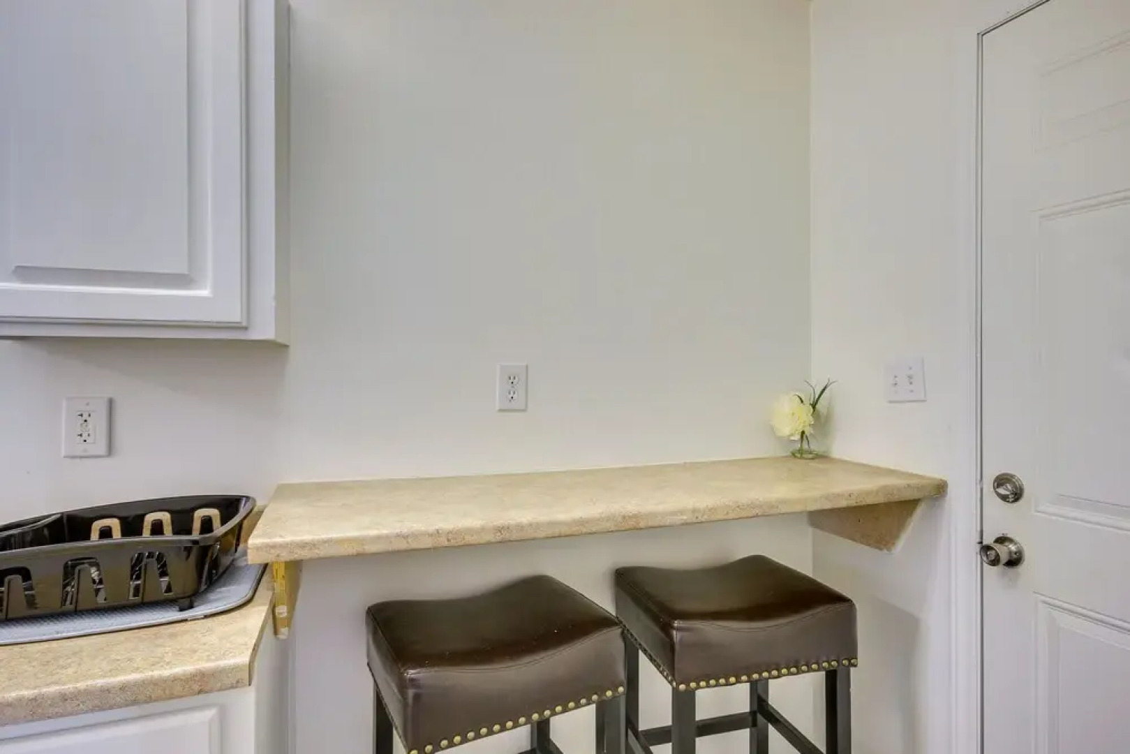 Quaint Orangeburg Townhome Near Hospitals & Campus