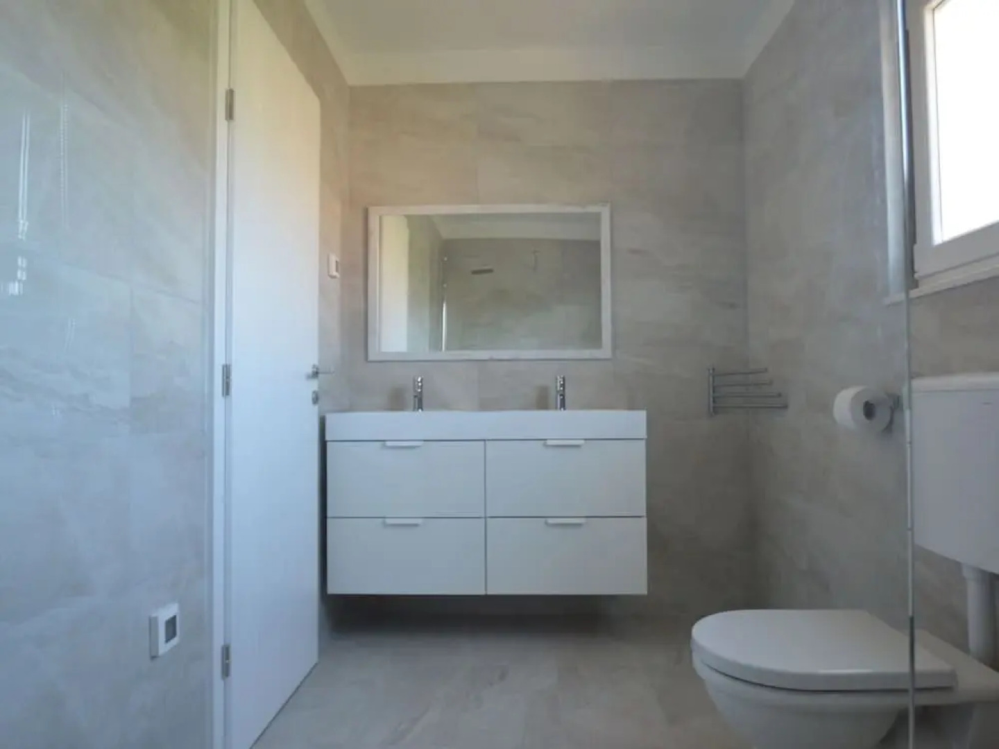 Inviting Holiday Home in Jasenice - Maslenica With Garden