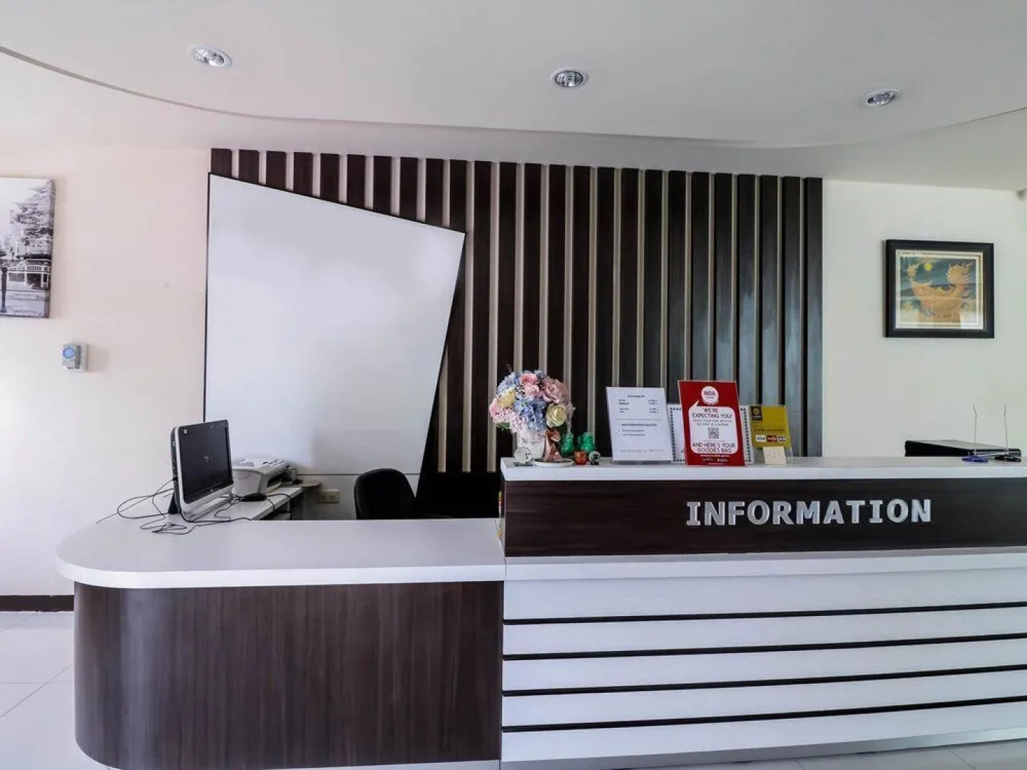 Nida Rooms Don Kaew 700 Years Stadium