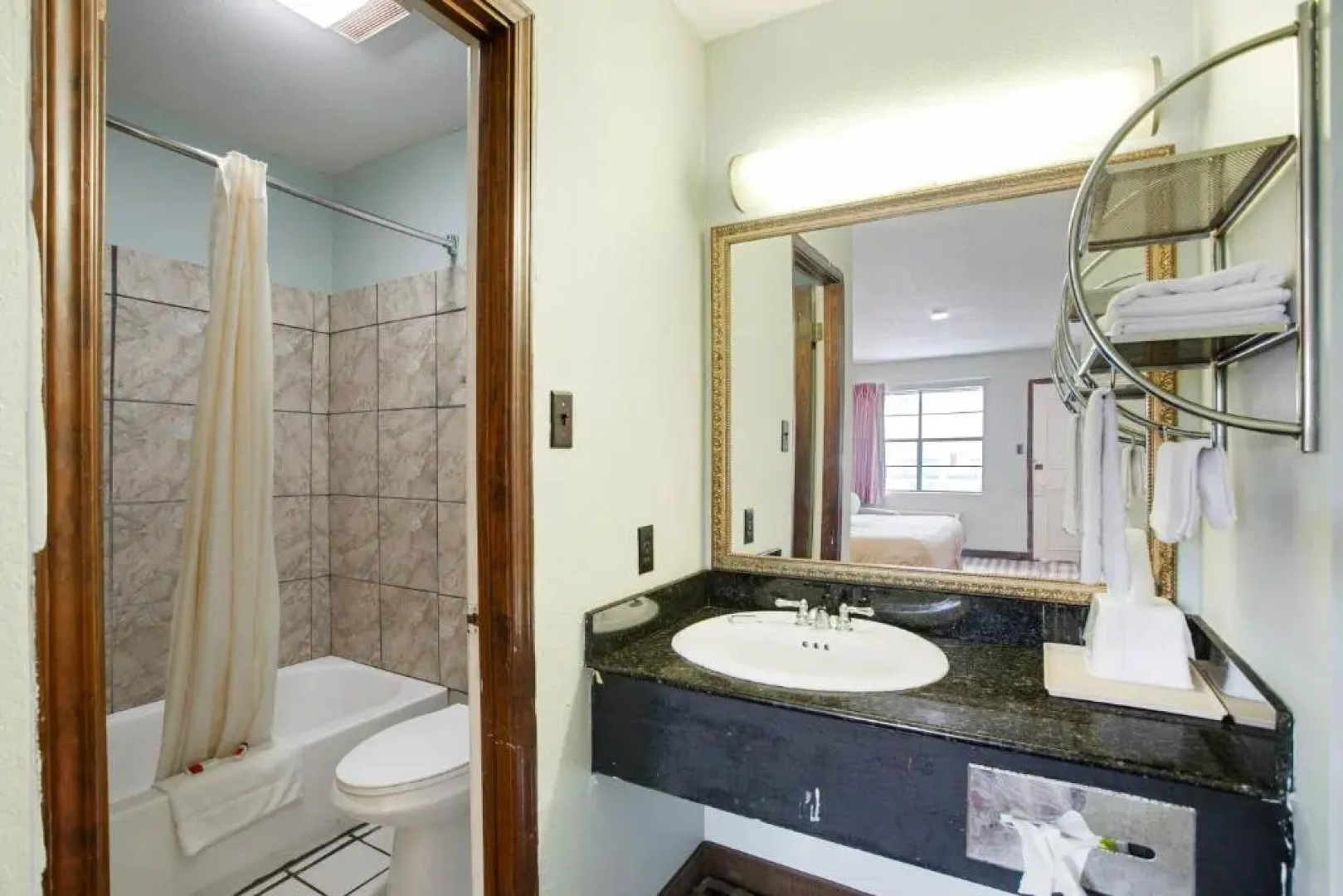 OYO Hotel Atlanta TX Hwy 59