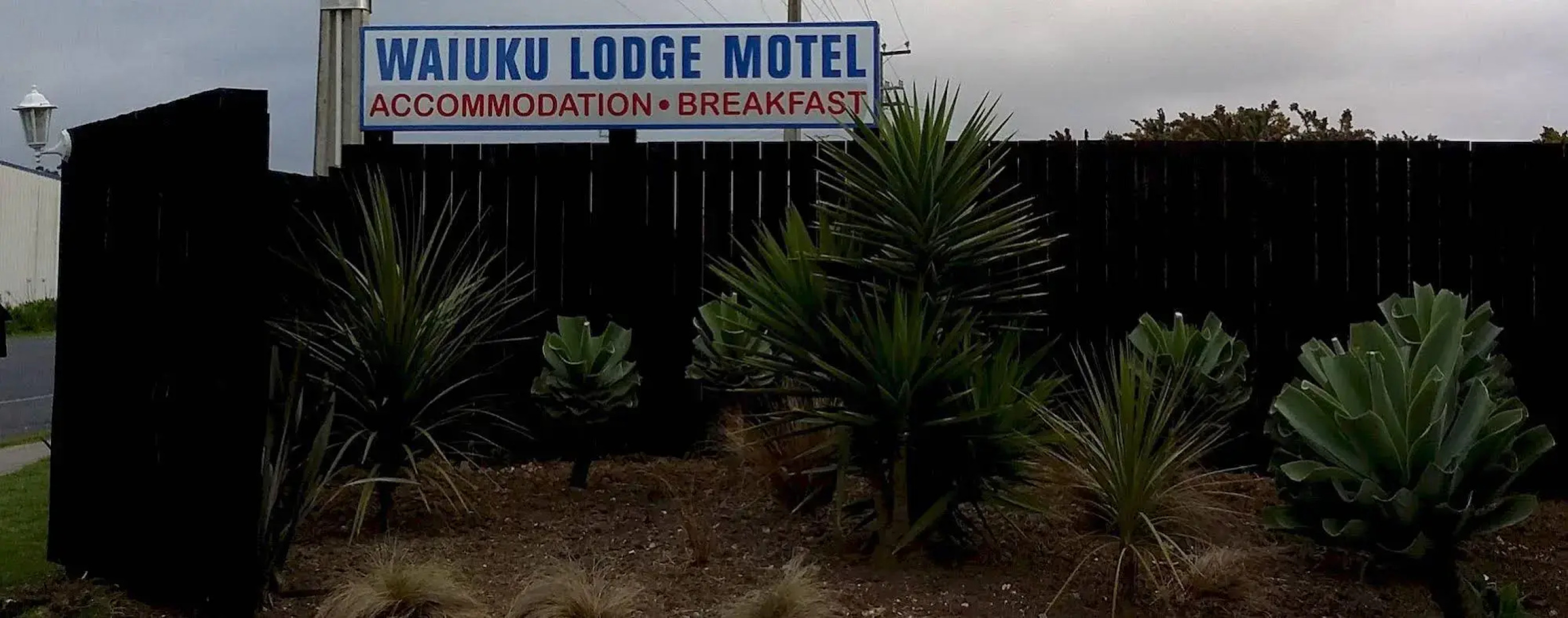 Waiuku Lodge Motel