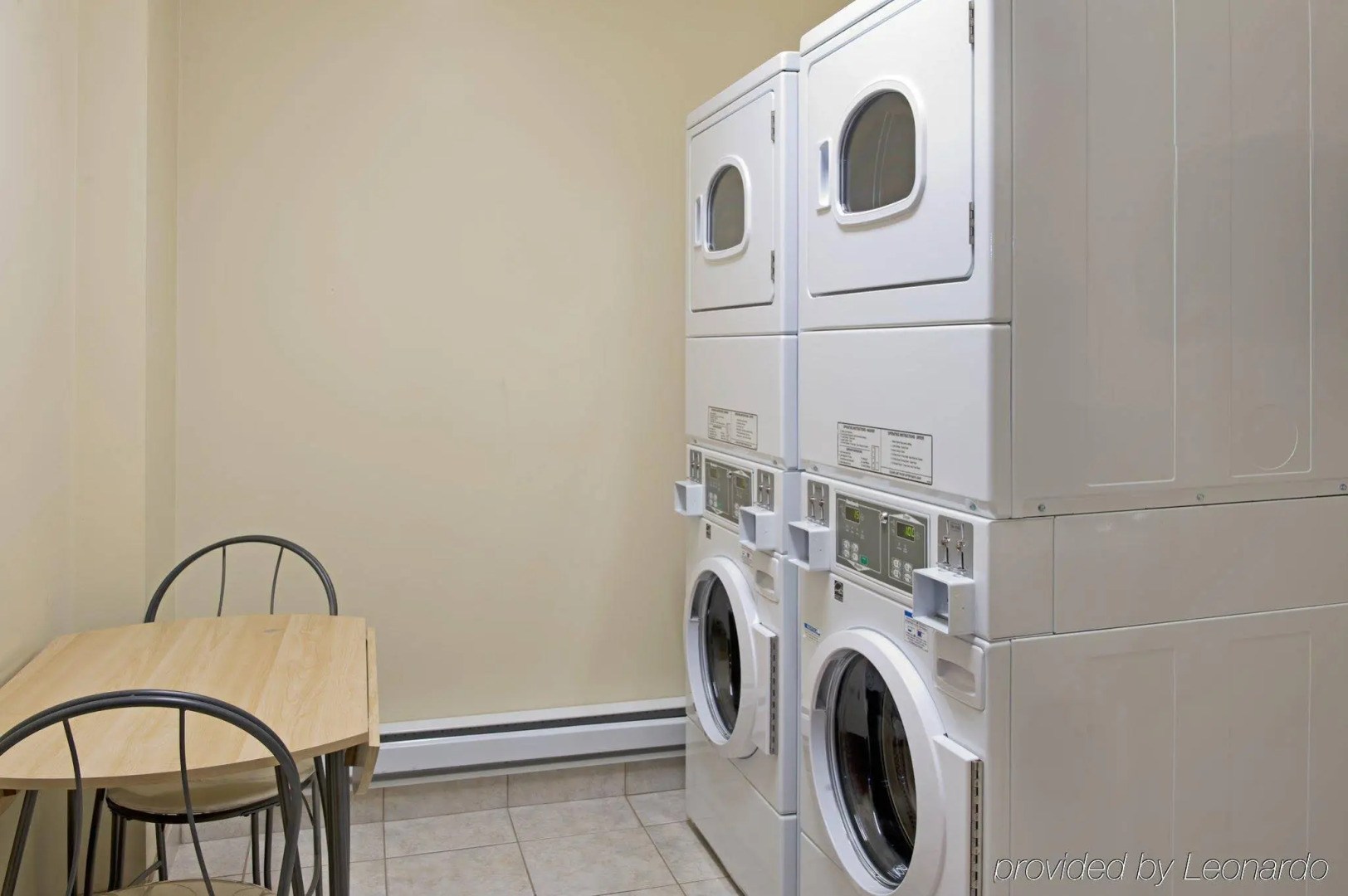 Holiday Inn Express Hotel & Suites - Slave Lake