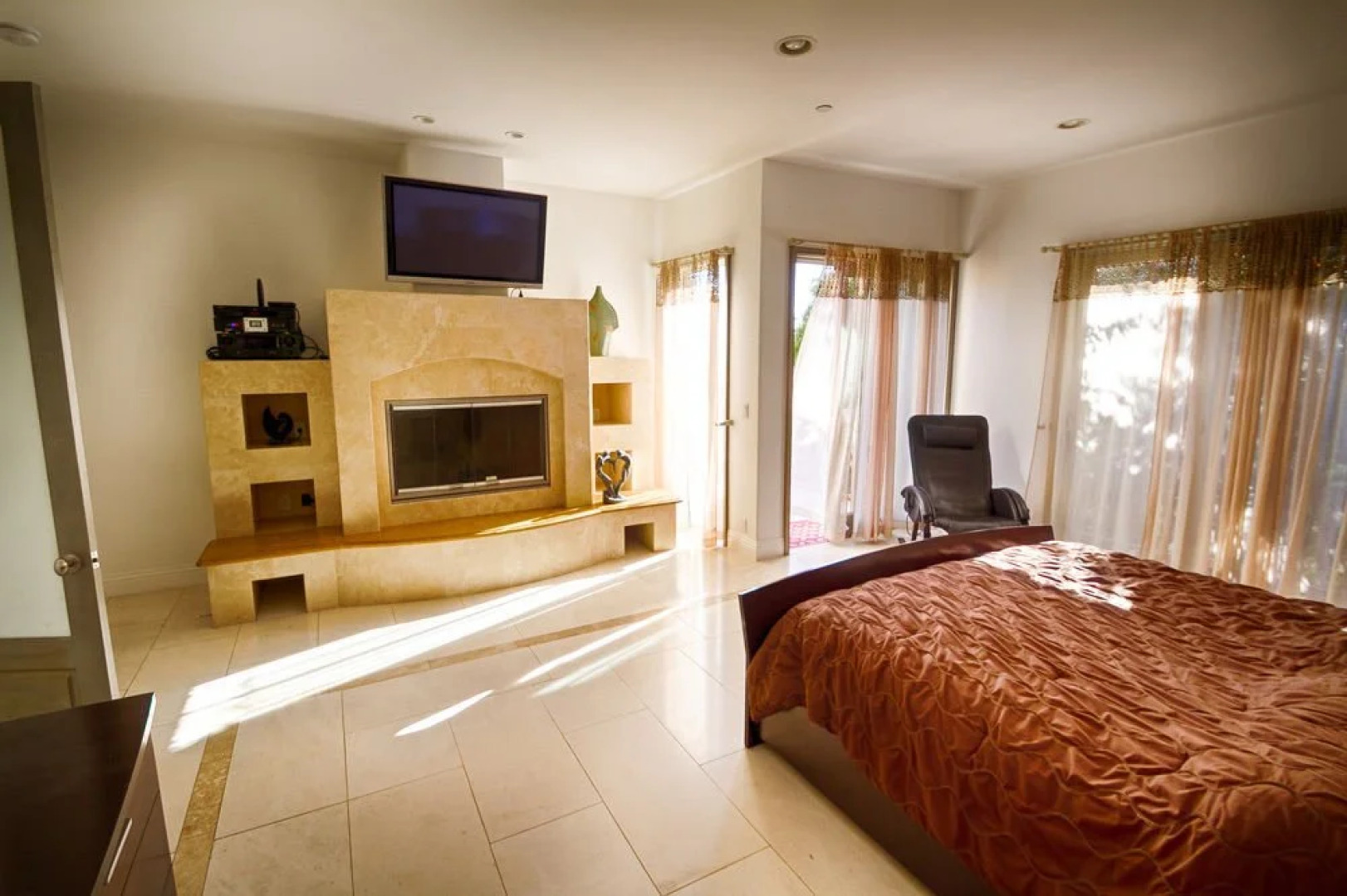 Malibu Venetian Luxurious Villa