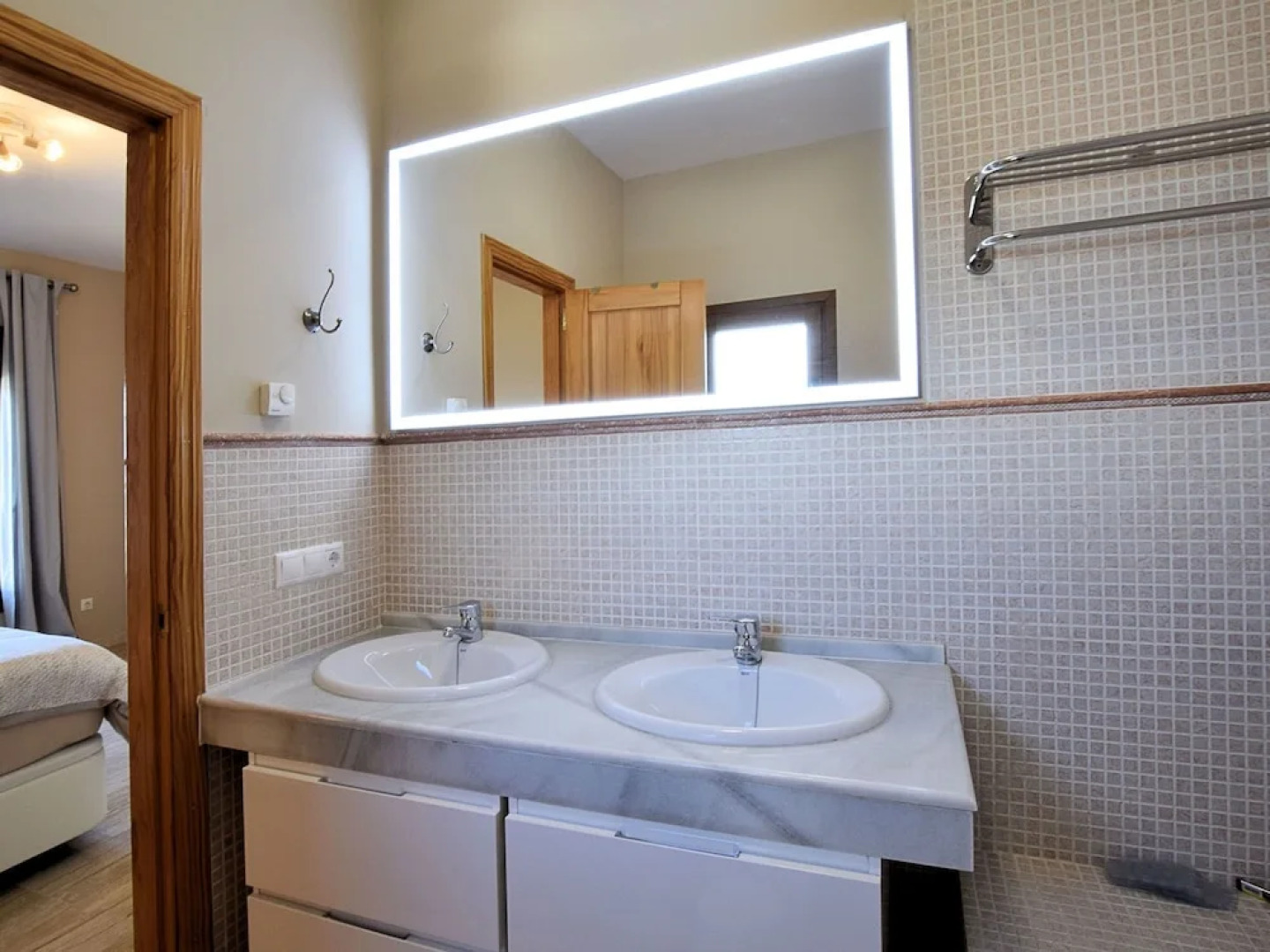 Tasteful Villa in Pinos de Alhaurín With Swimming Pool