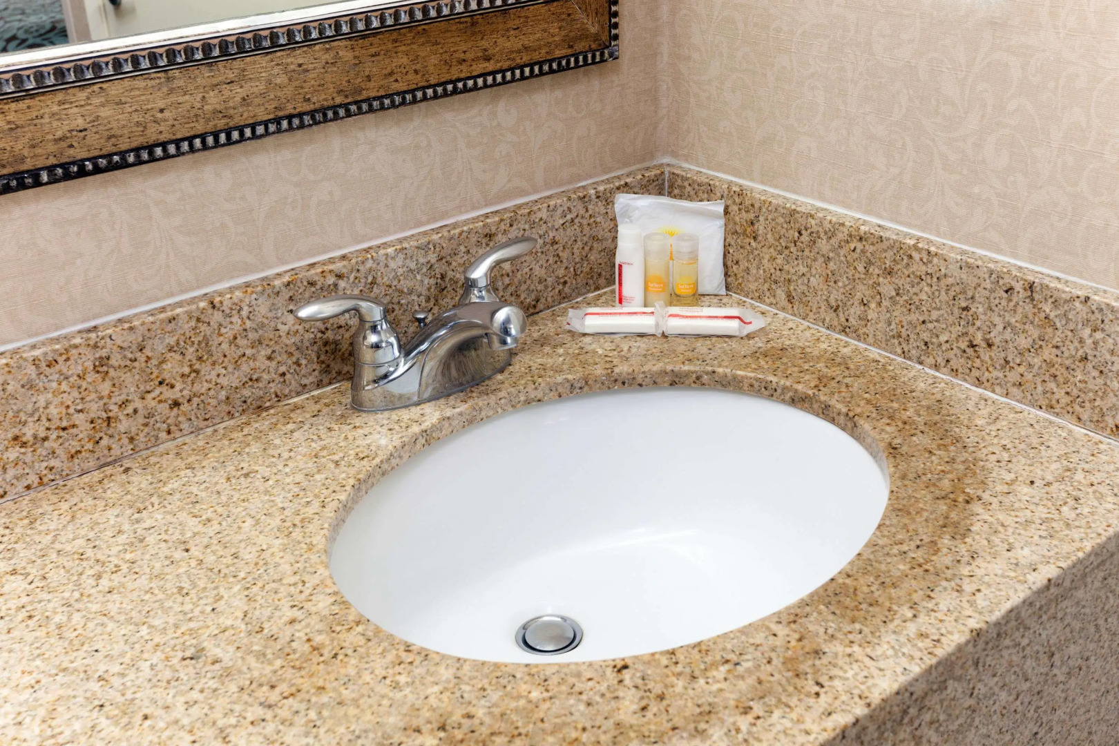 Days Inn by Wyndham Alhambra CA