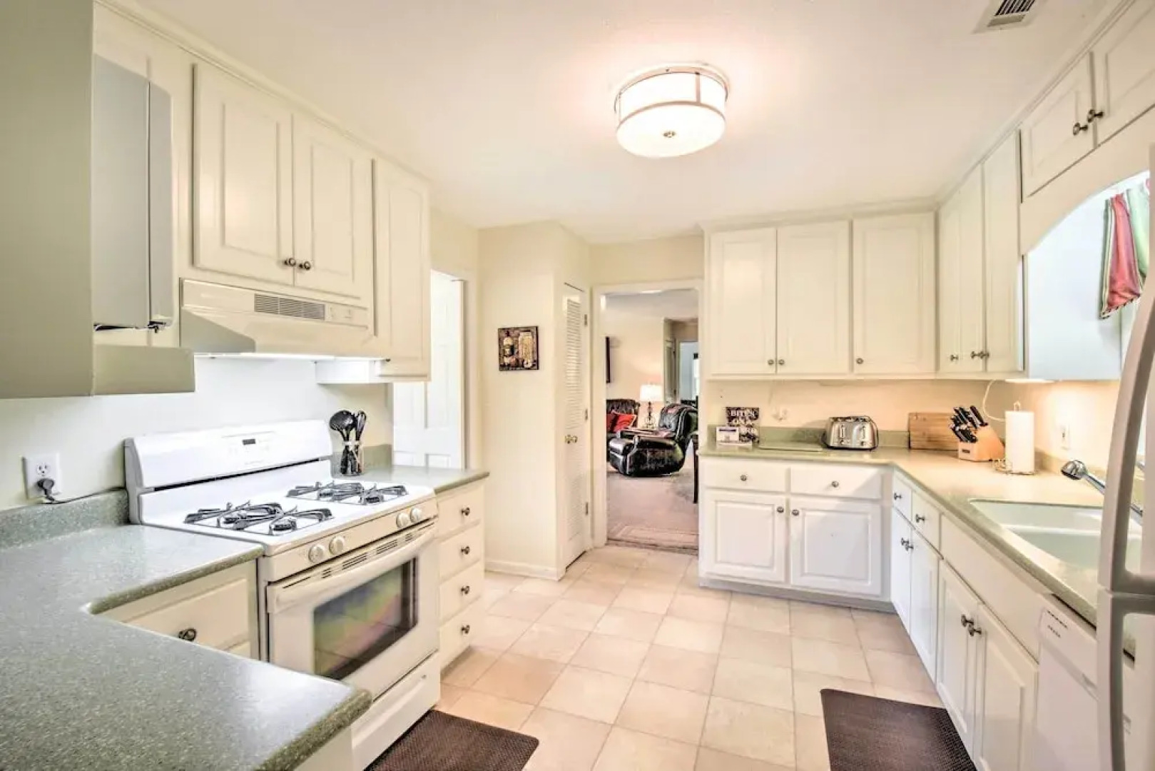 Sky Valley Retreat w/ Resort Amenities & Views!