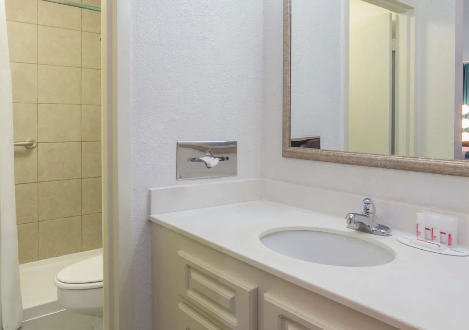 Howard Johnson Bainbridge Sout