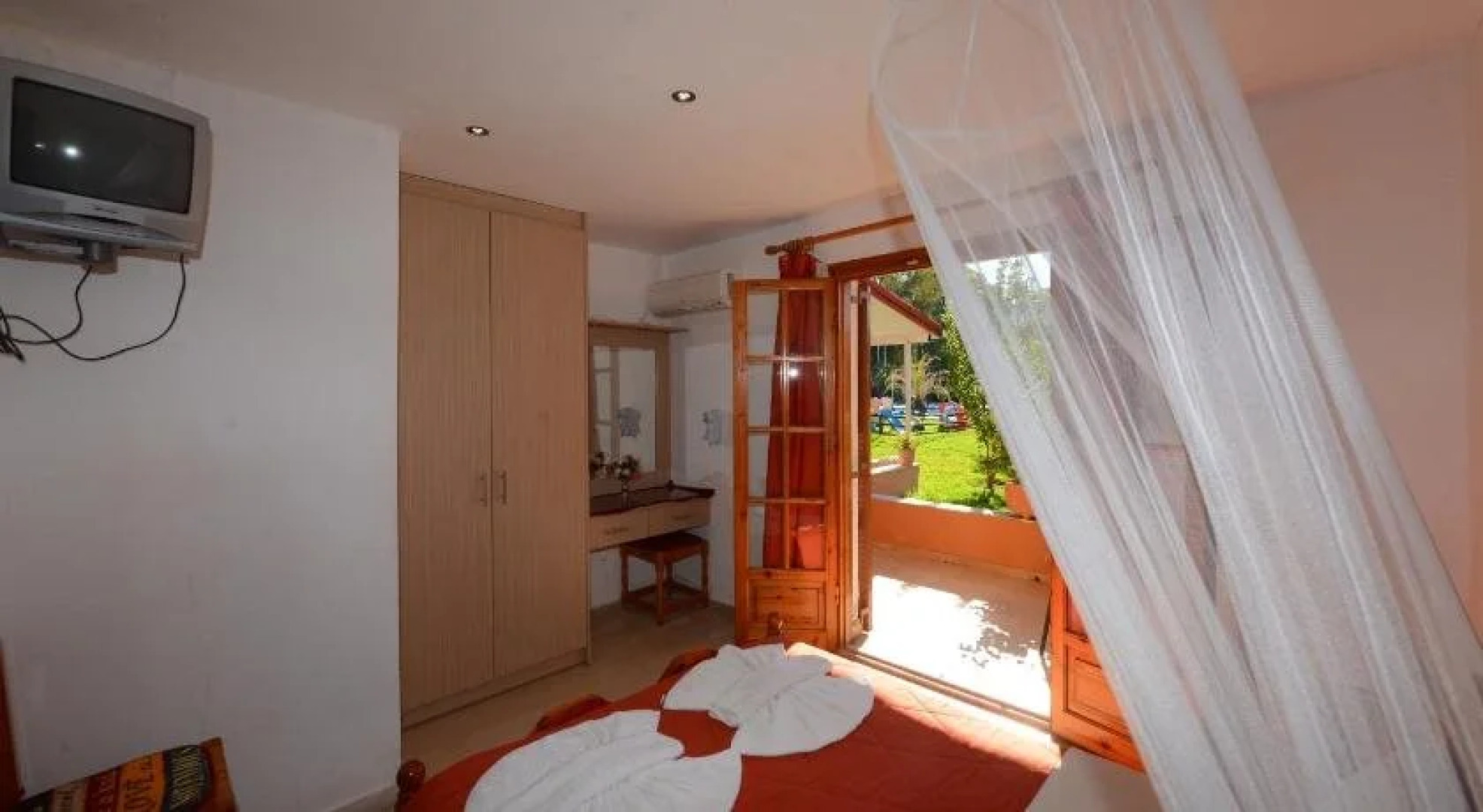 Charlies Venus Apartments