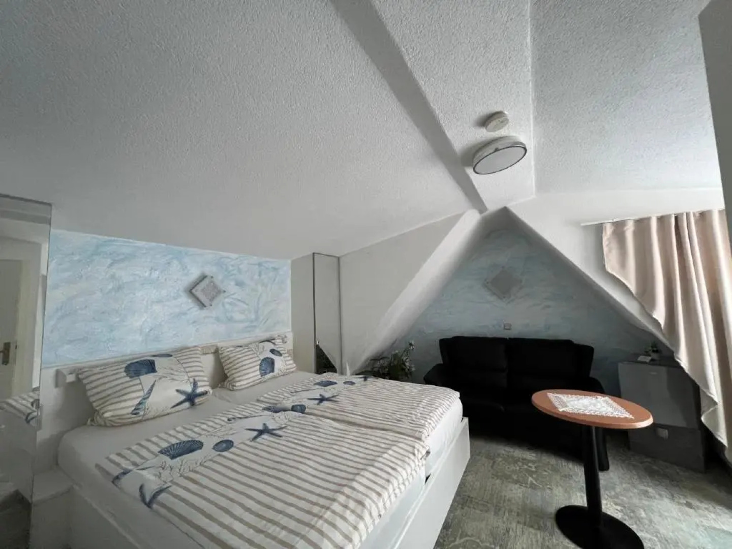 Pension Am Burchardikloster