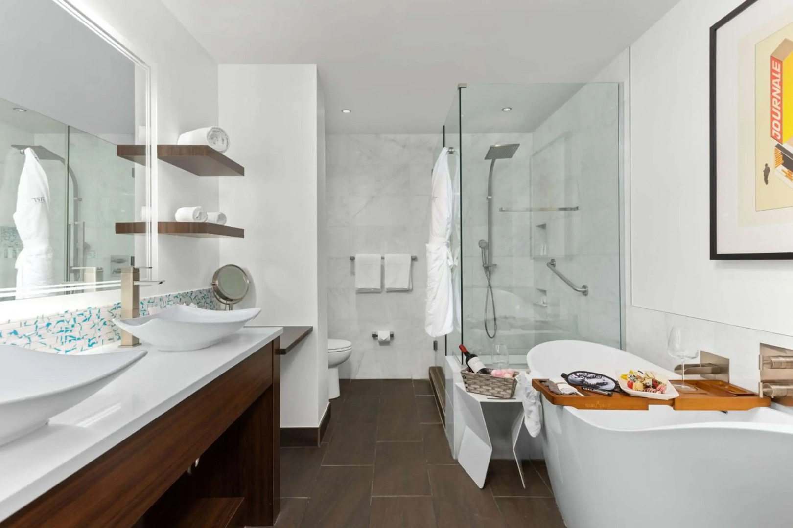 The Art Hotel Denver, Curio Collection by Hilton