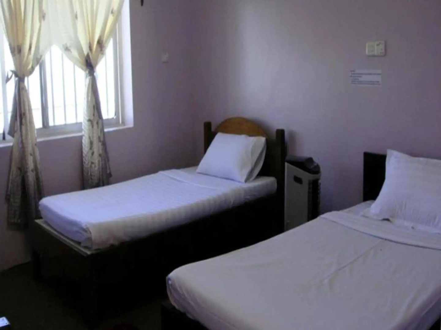 Kyaik Hto Hotel - The Golden Rock Pagoda