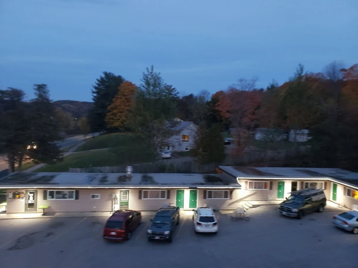 Silver Maple Motel
