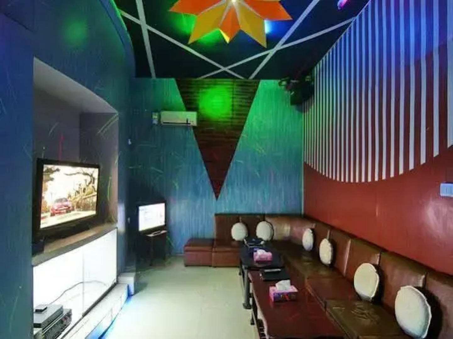 Golden City Crown Hotel