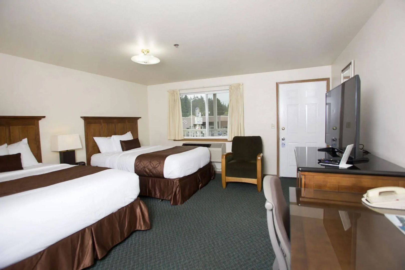 The Royal Victorian Motel