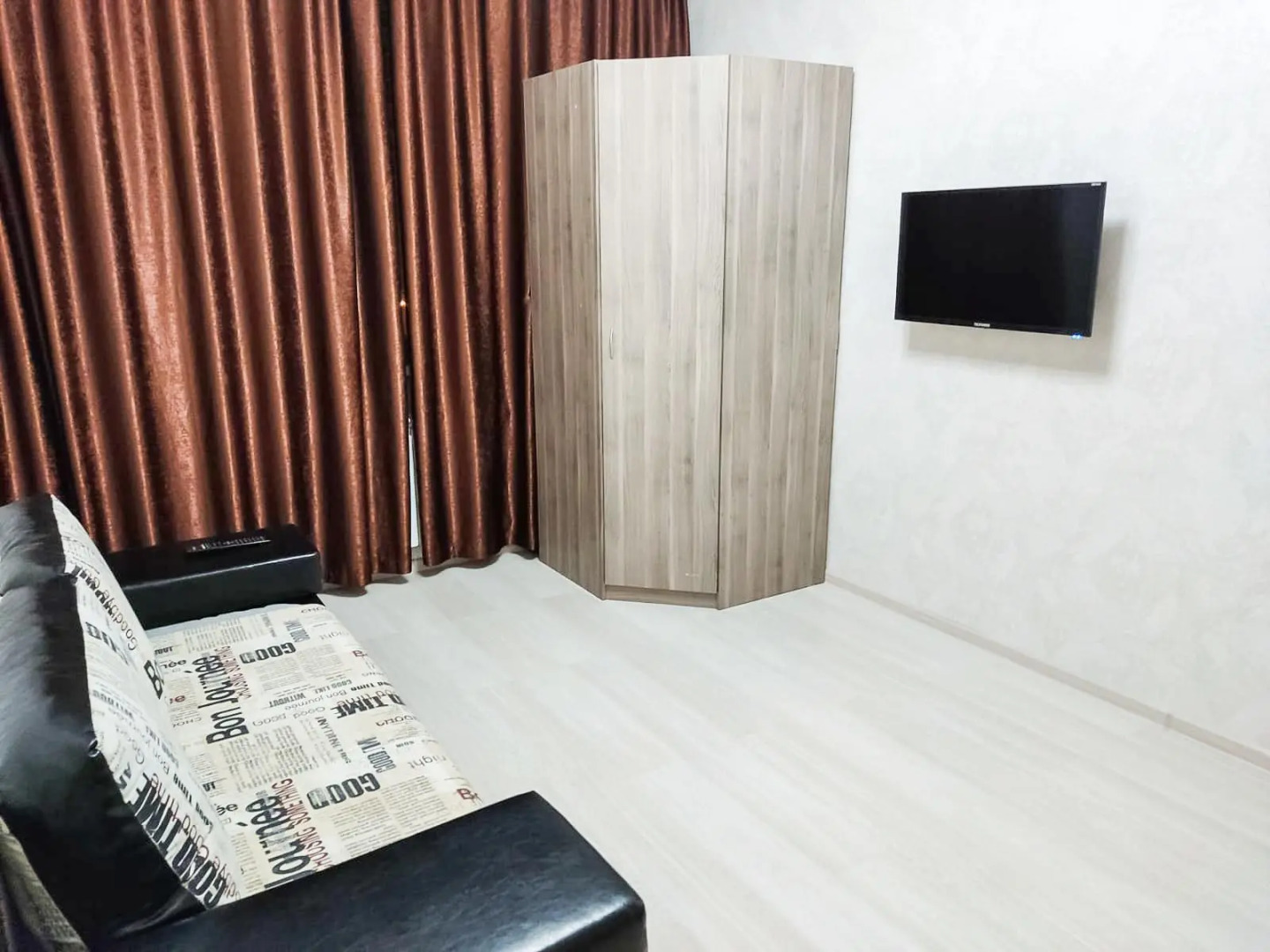 AlexHome (АлексХоум) на улице Берёзовая 8-154