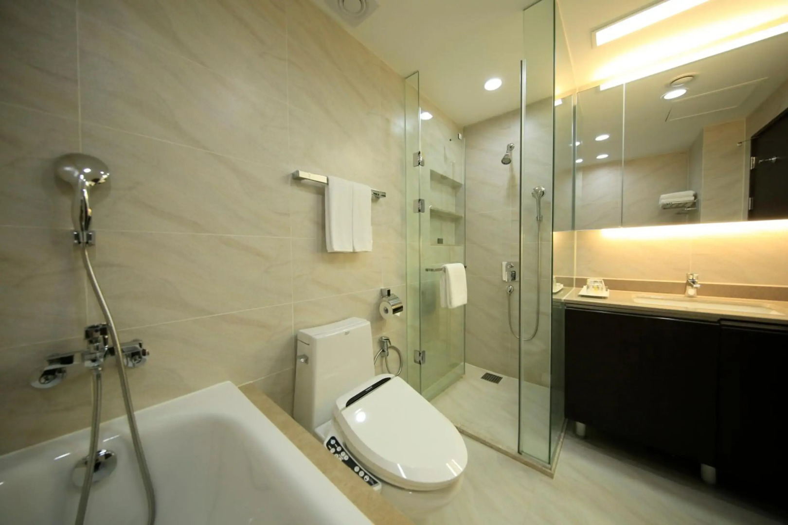 Orakai Insadong Suites