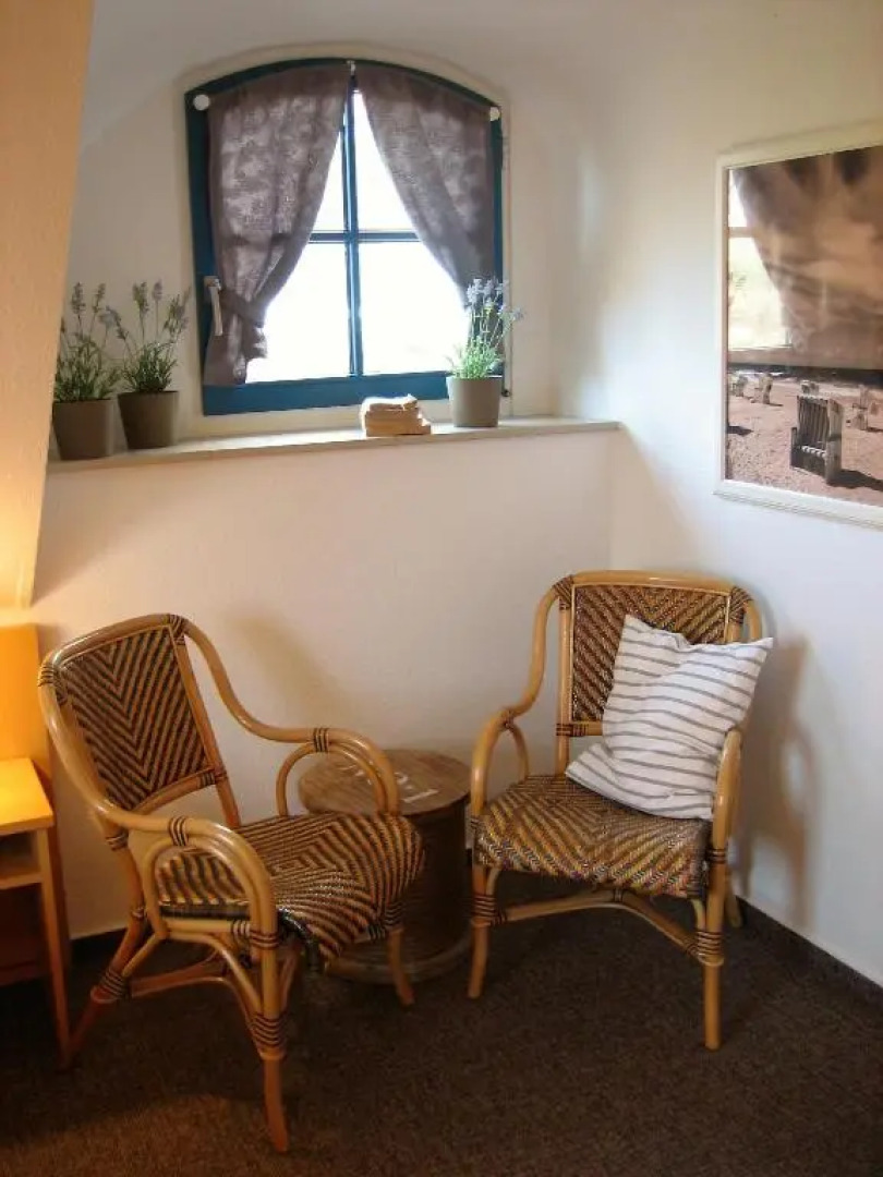 Komfortables Reetdachferienhaus Hasel 1