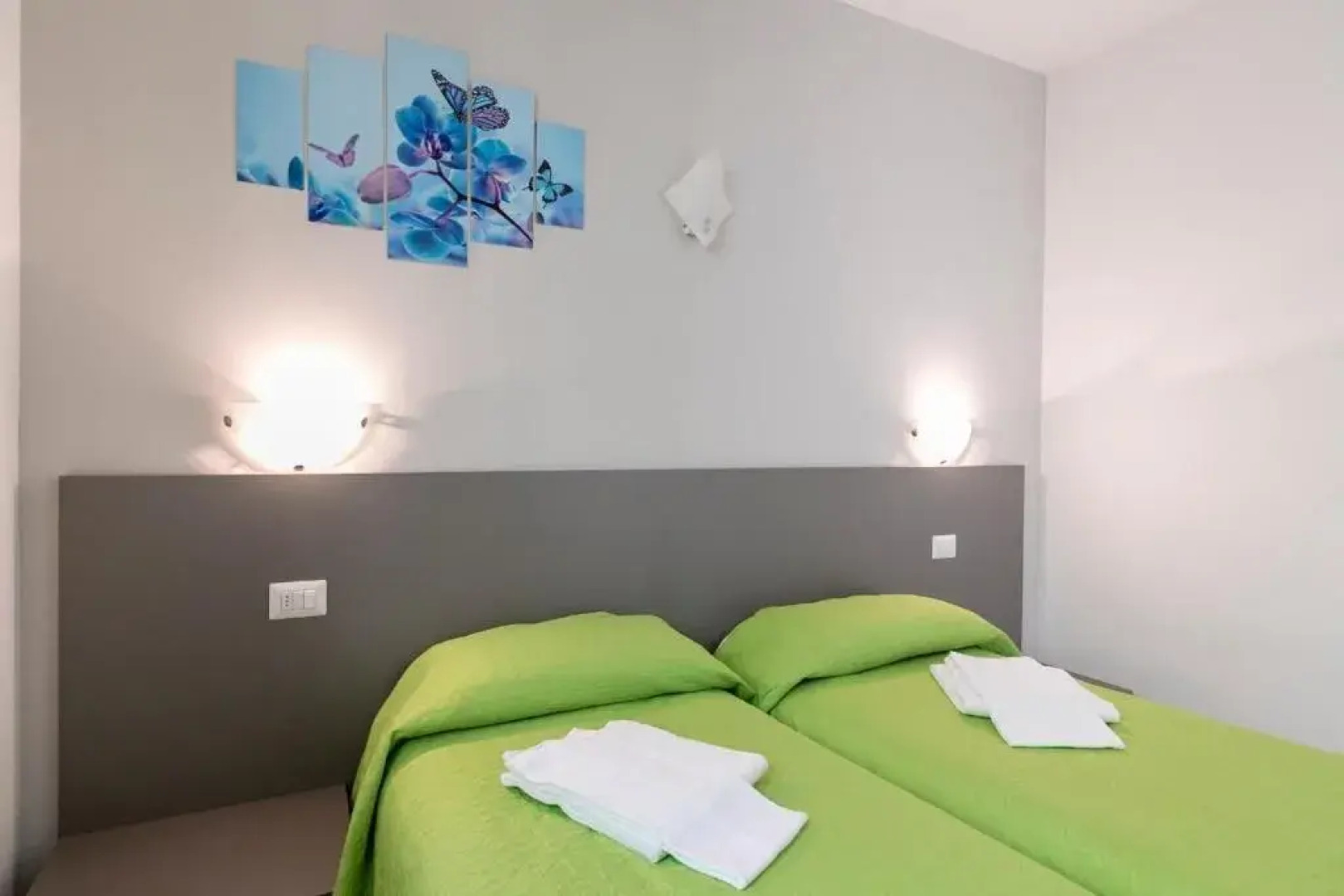 La Collinetta Apartments