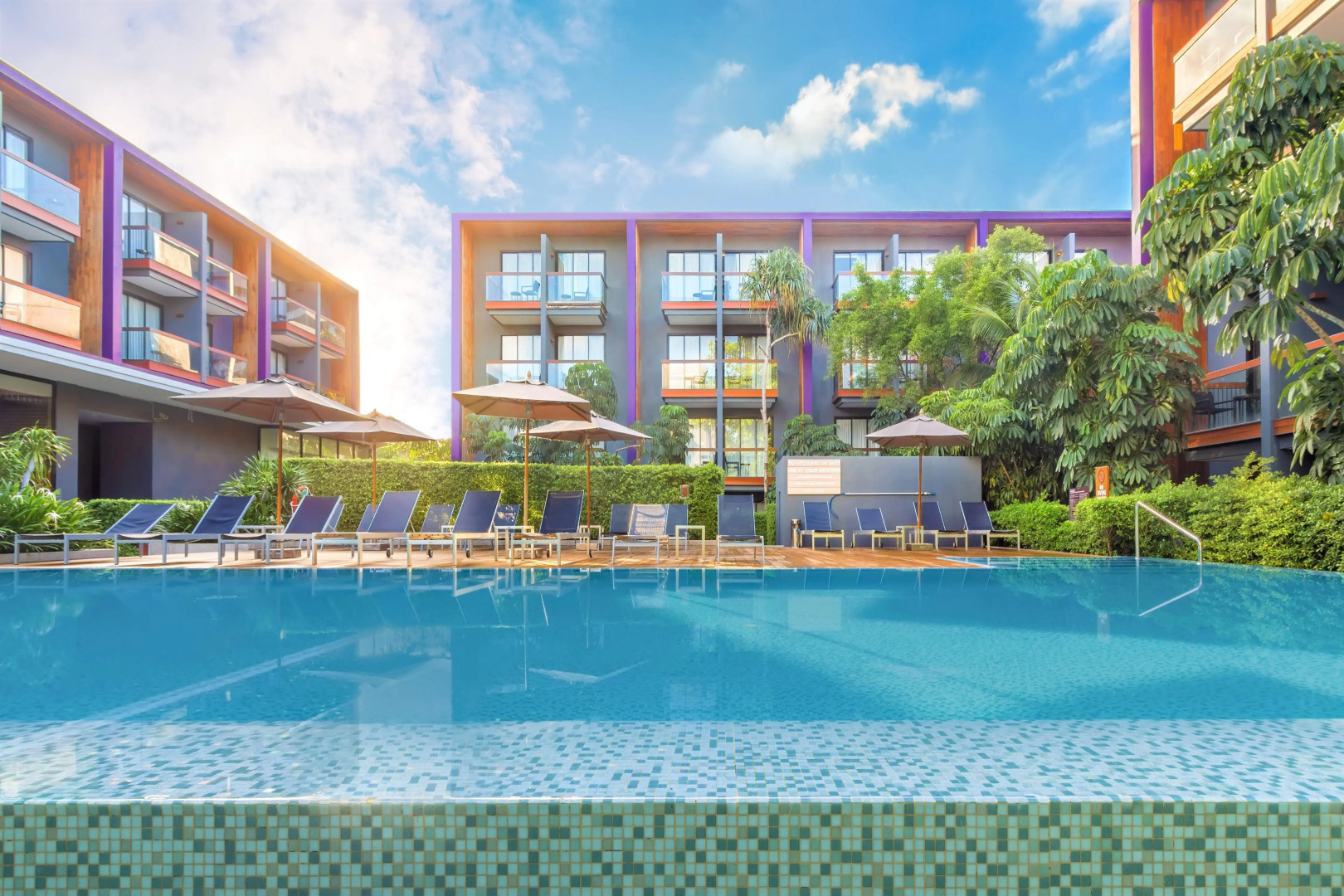 Holiday Inn Express Phuket Patong Beach Central by IHG