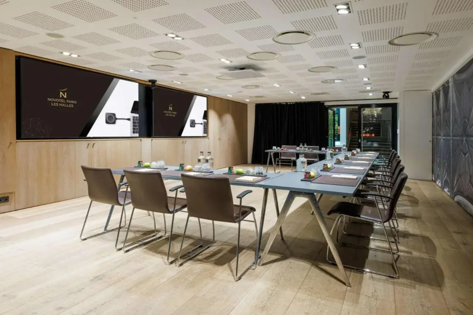 Отель Novotel Paris Les Halles