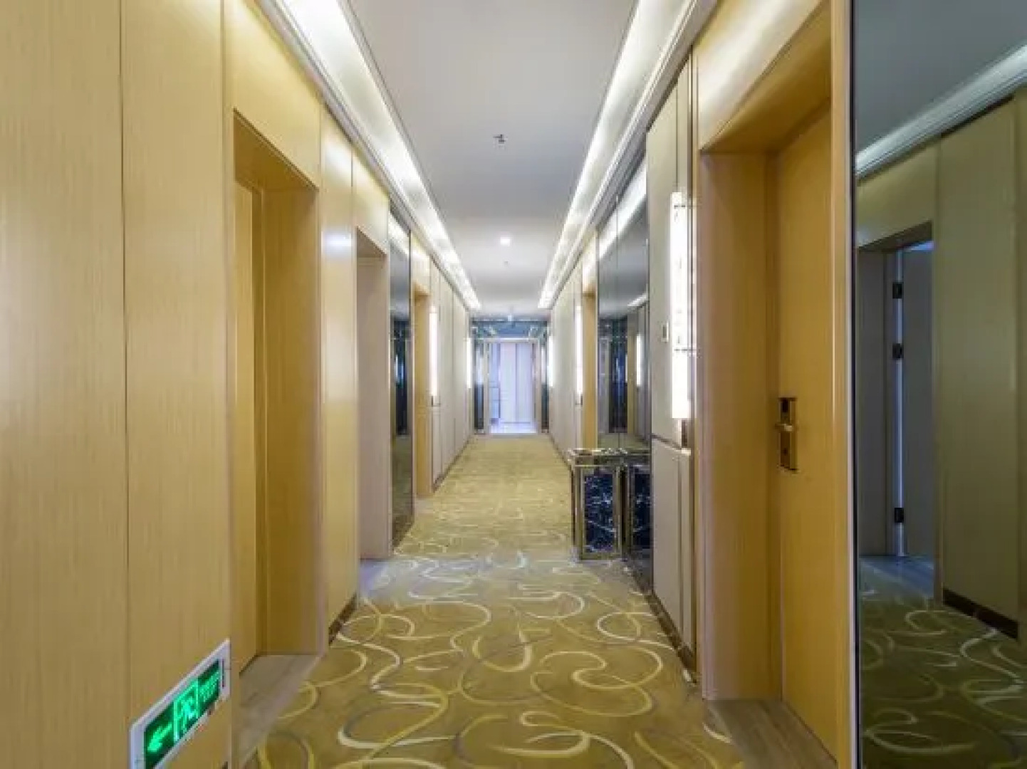 Houma Huaqiang Hotel