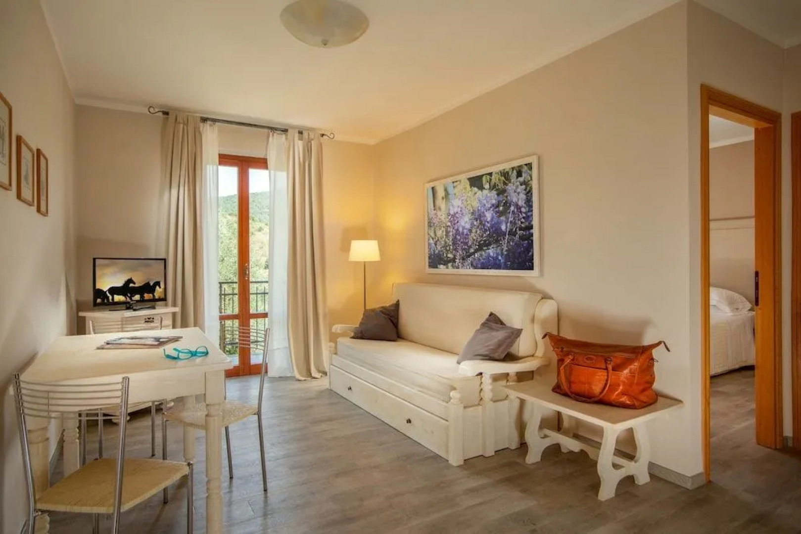 Valle del Buttero Hotel Residence