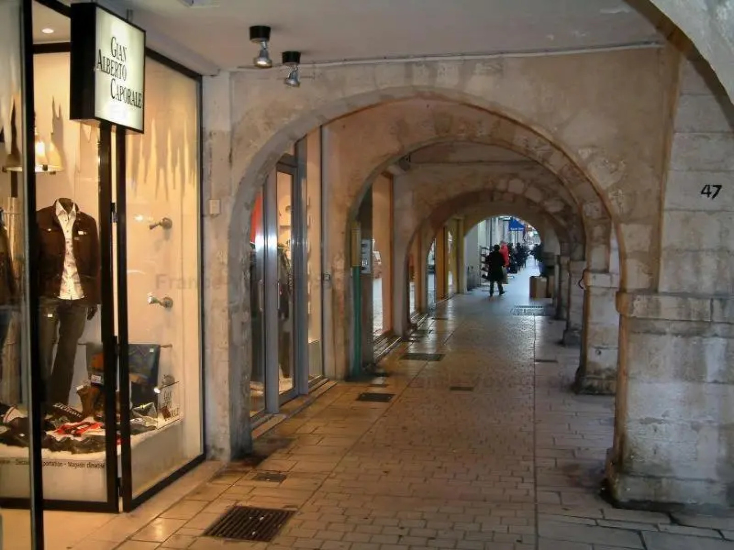 Appartement au calme Centre Ville à 2 pas du vieux marché