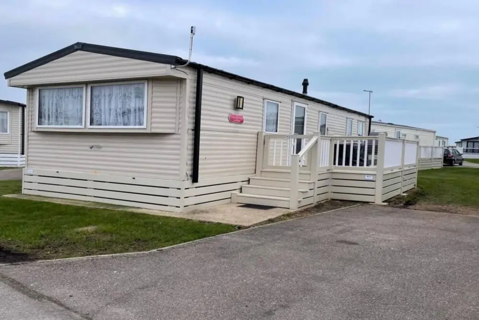 Immaculate 2-bed Sleeps 6 in Pevensey Bay