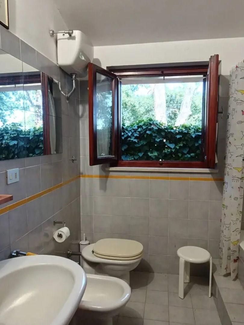 Serene Italian Retreat in Monte Caminetto, Rome Casa Airone