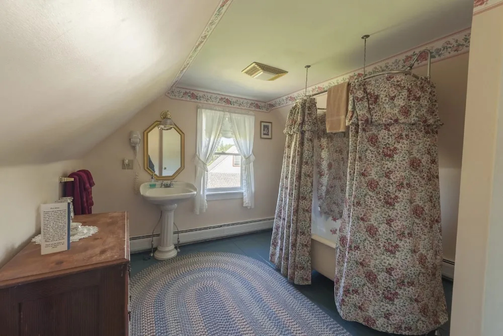 Acadia Oceanside Meadows Inn