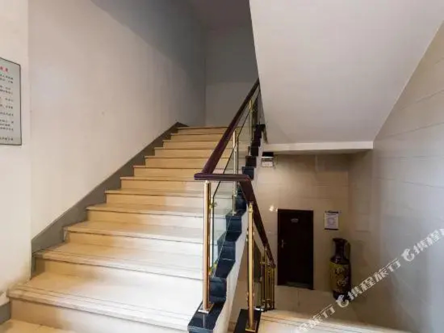 Zhenjiang Jiaofu Hotel