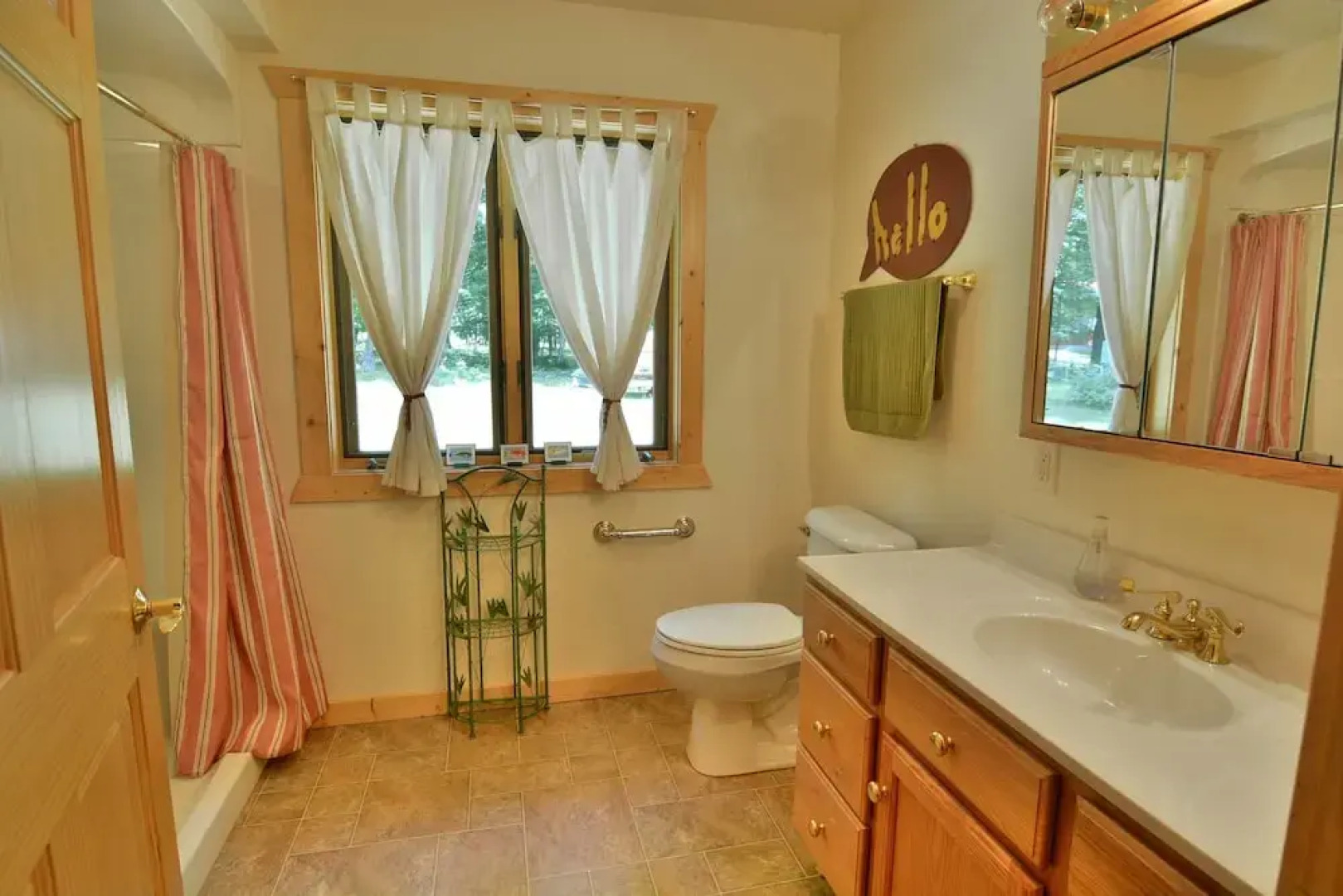 Namakagon Landing 4 Bedroom Home by RedAwning