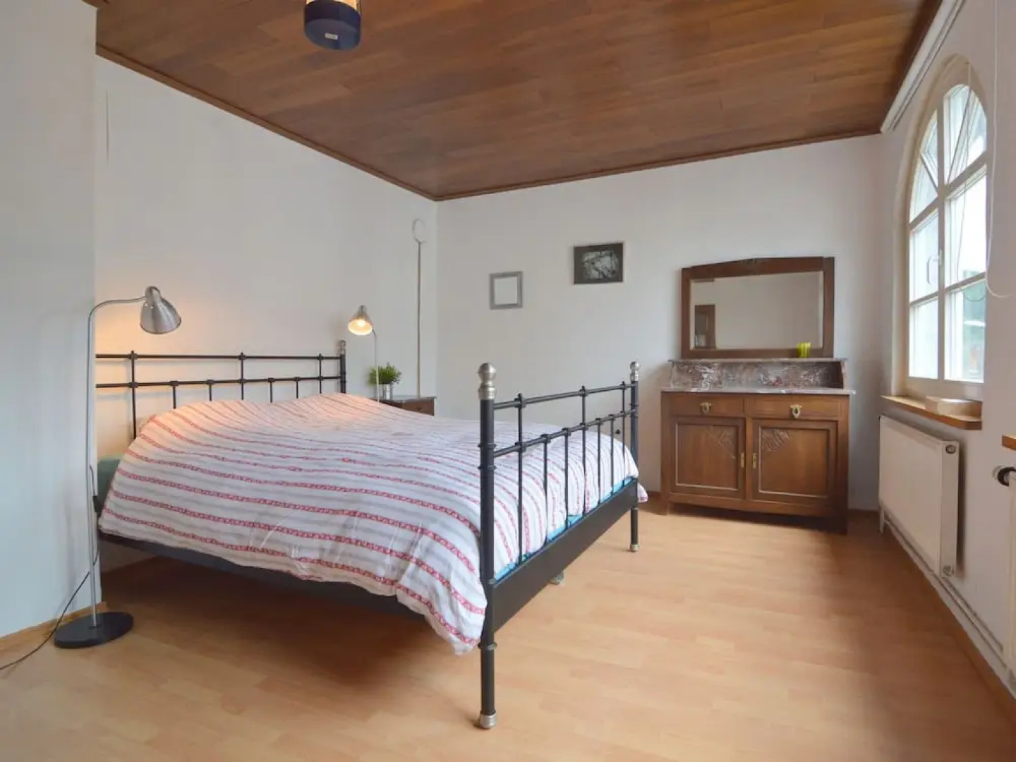 Veltenhaus: Historic Retreat