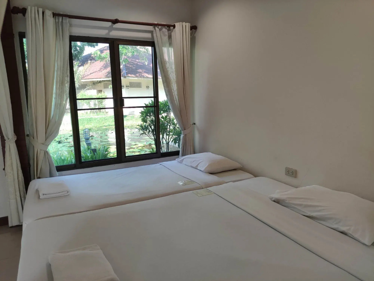 Thara Cholapruek Resort