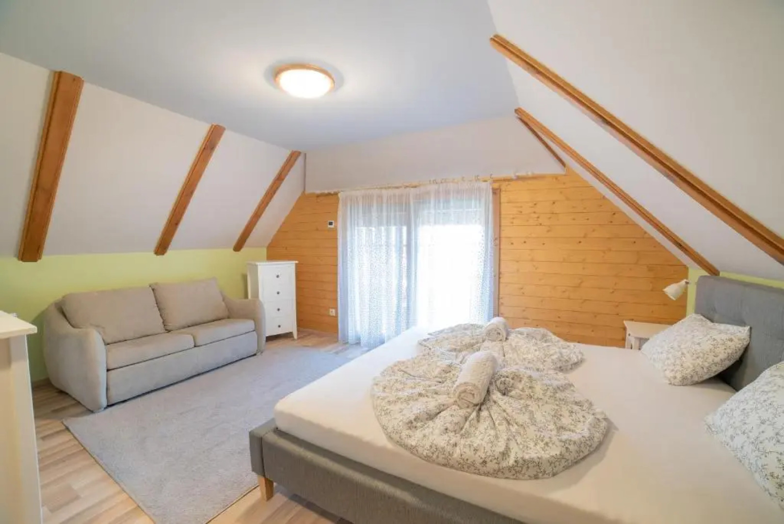 Csodaszarvas Vendégházak