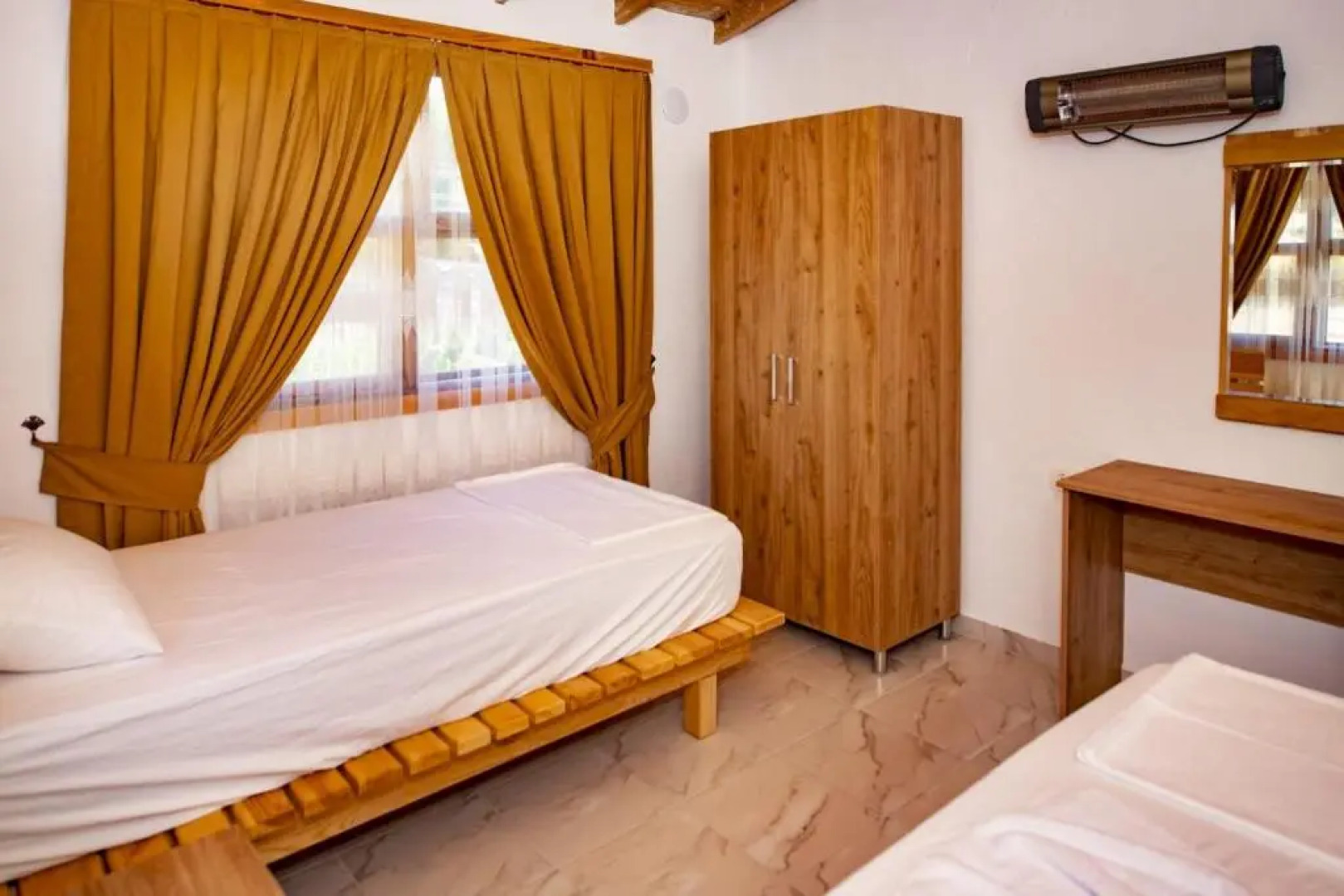 The moonrise Karaağaç Ölüdeniz