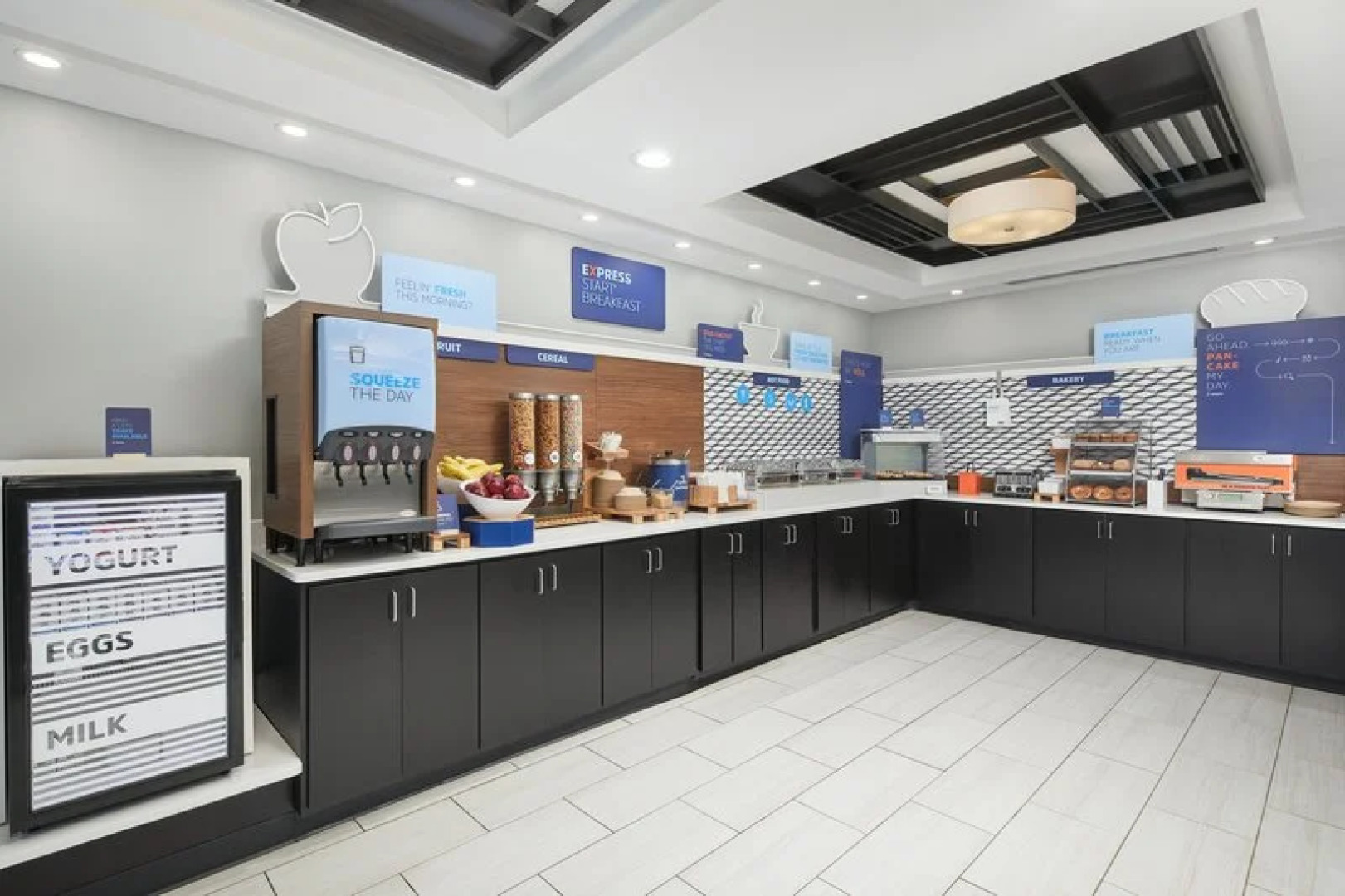 Holiday Inn Express & Suites I-26 & US 29 at Westgate Mall