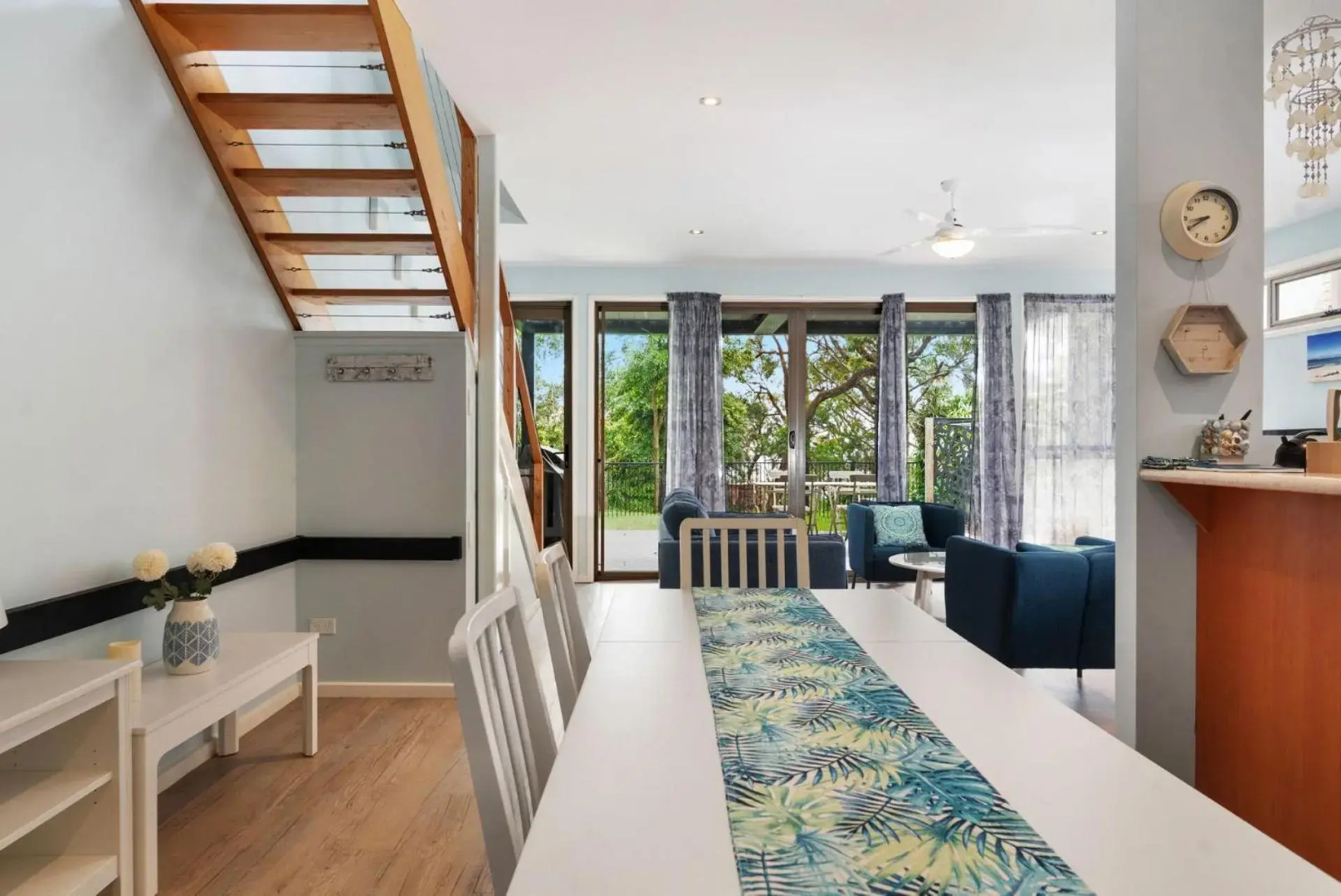 ORION BLUE BEACH STAY Vincentia 4pm Check Out Sundays