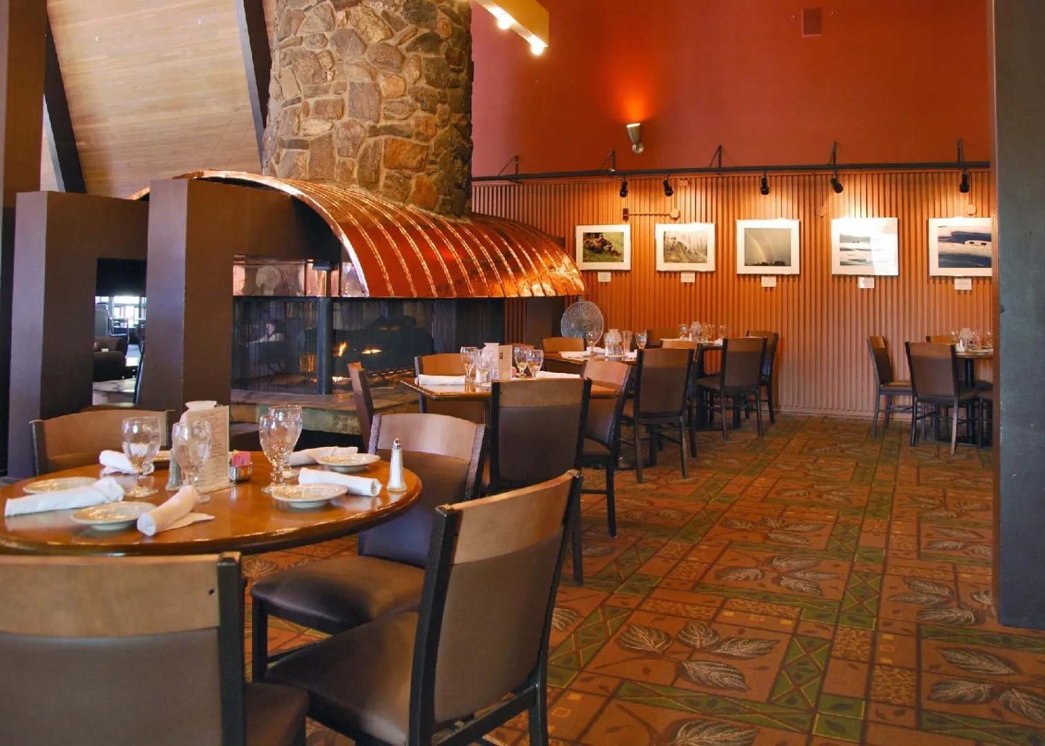 Canyon Lodge & Cabins - Inside the Park