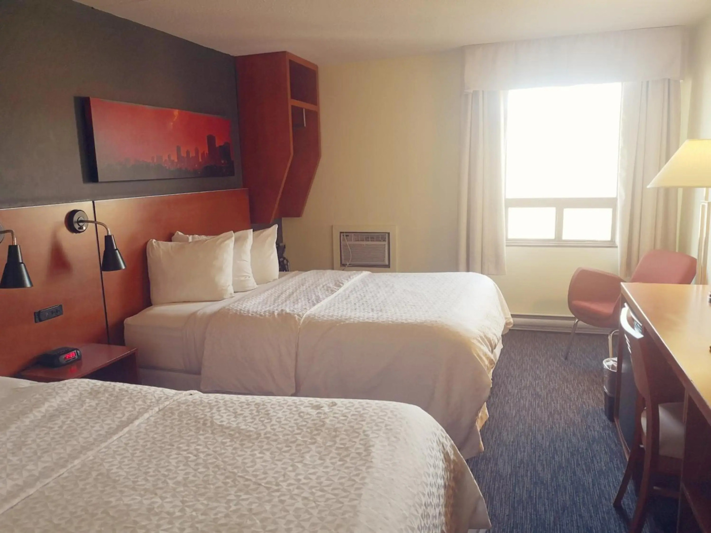 Travelodge by Wyndham Edmonton West