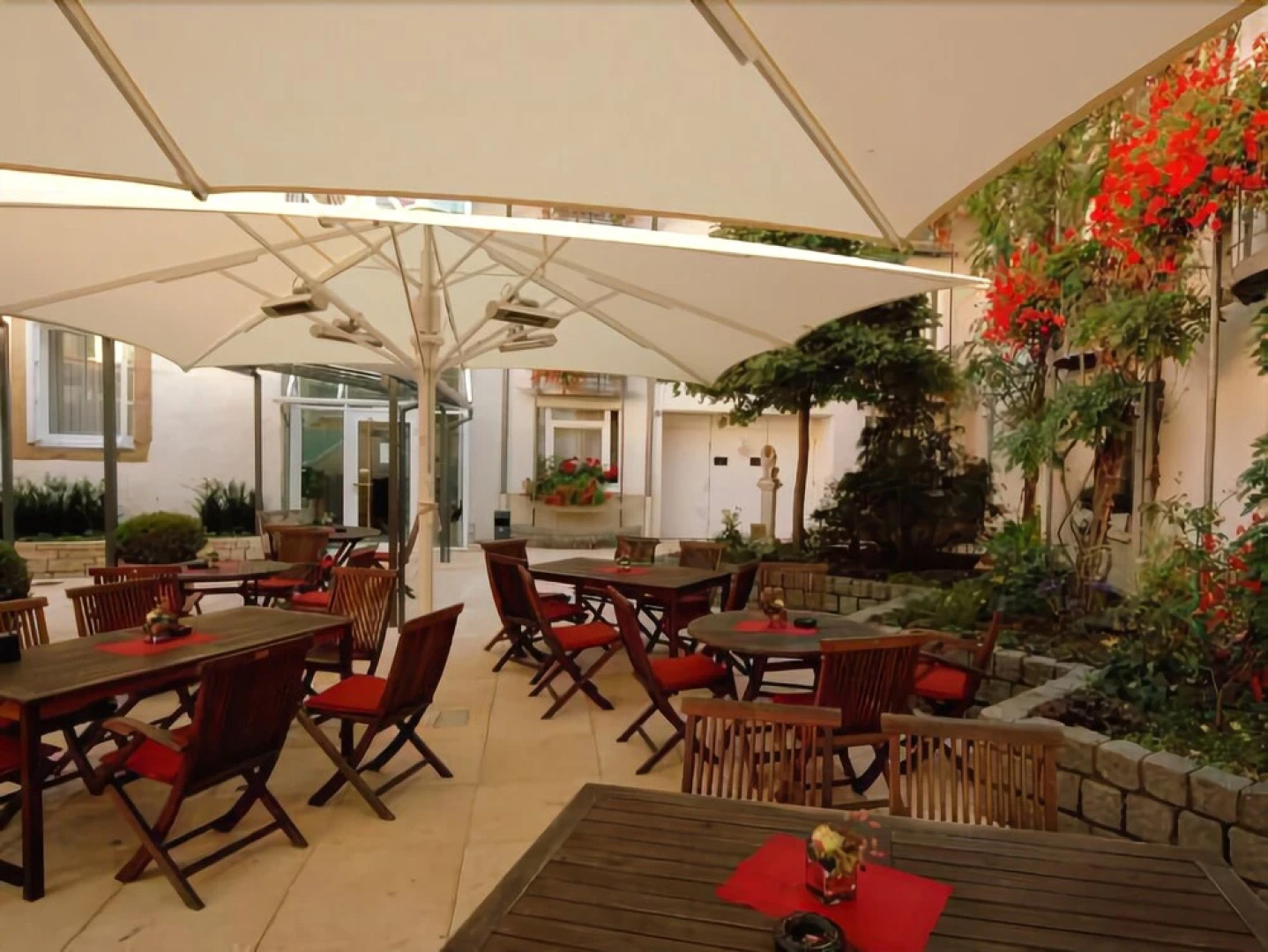 Romantik Hotel Walhalla