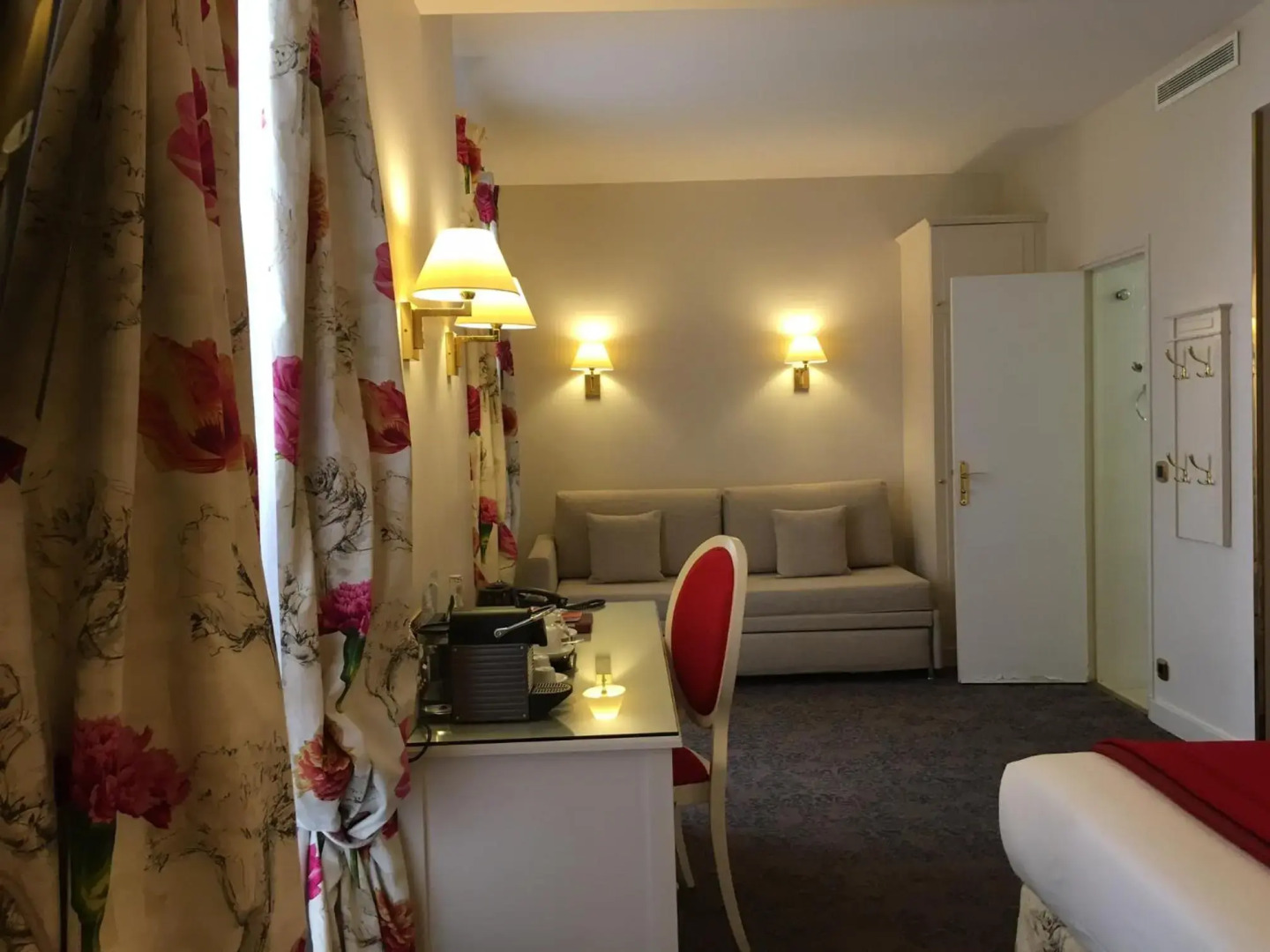 Hotel Queen Mary Paris