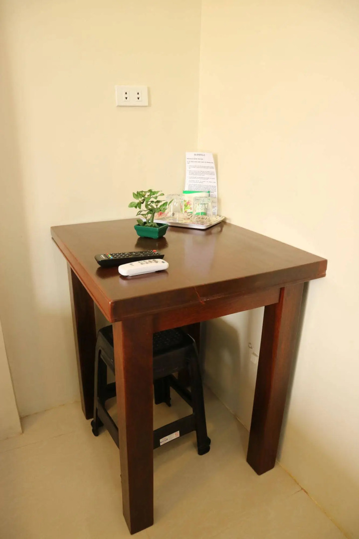 EA Apartelle - Metro Vigan - Hostel