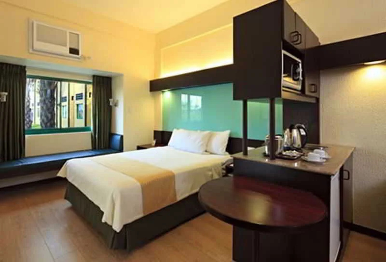 Microtel Inn & Suites Cabanatuan