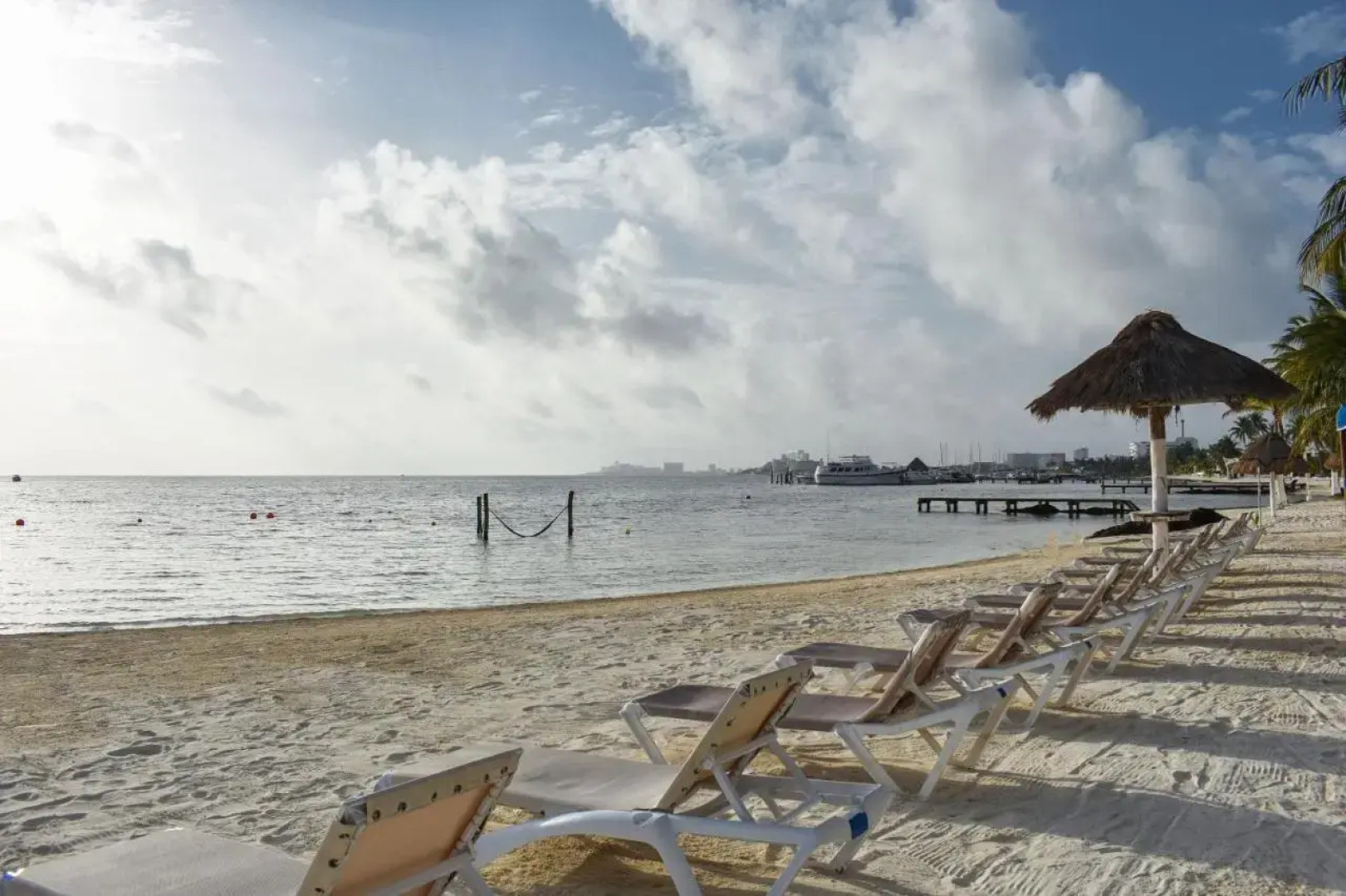 Hotel Imperial las Perlas