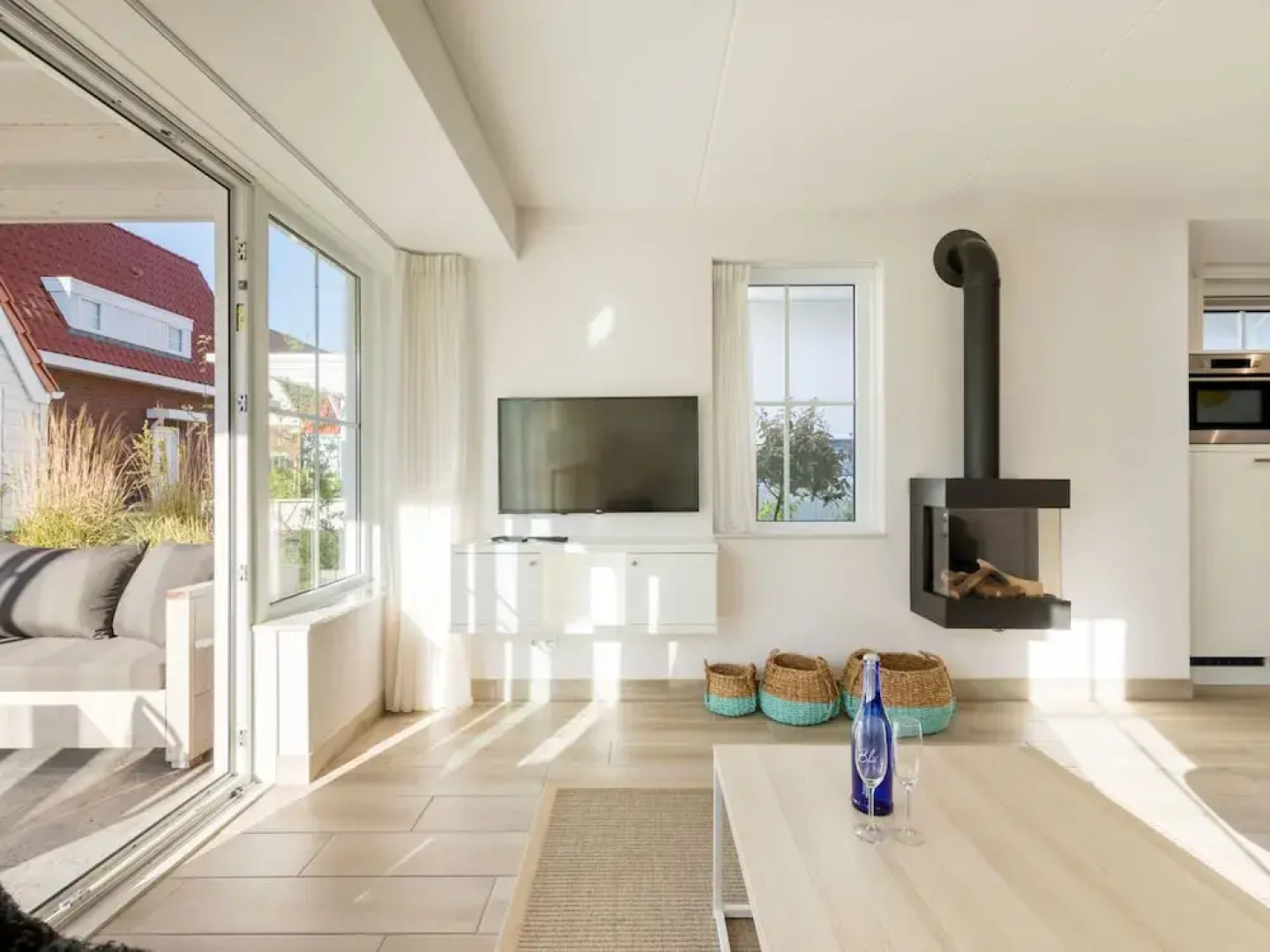 Luxurious, Stately Villa With Patio Heater, in a Holiday Park 1km From the Beach