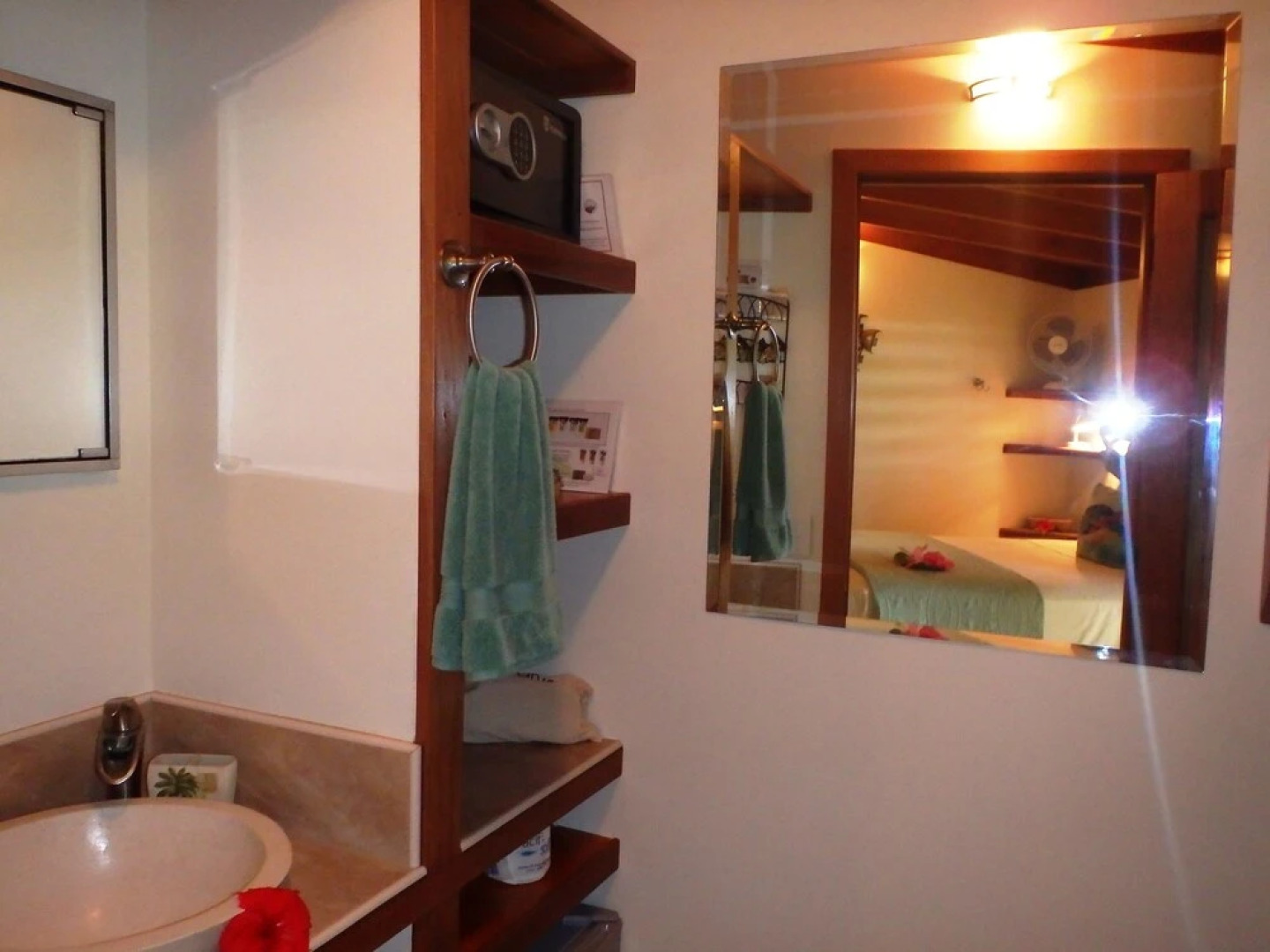 Sunrise Beach Cabanas Eco-Resort