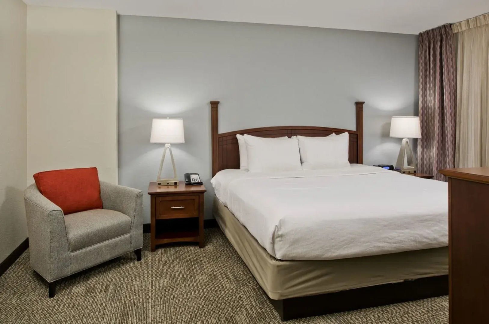 Staybridge Suites Charlotte Ballantyne by IHG